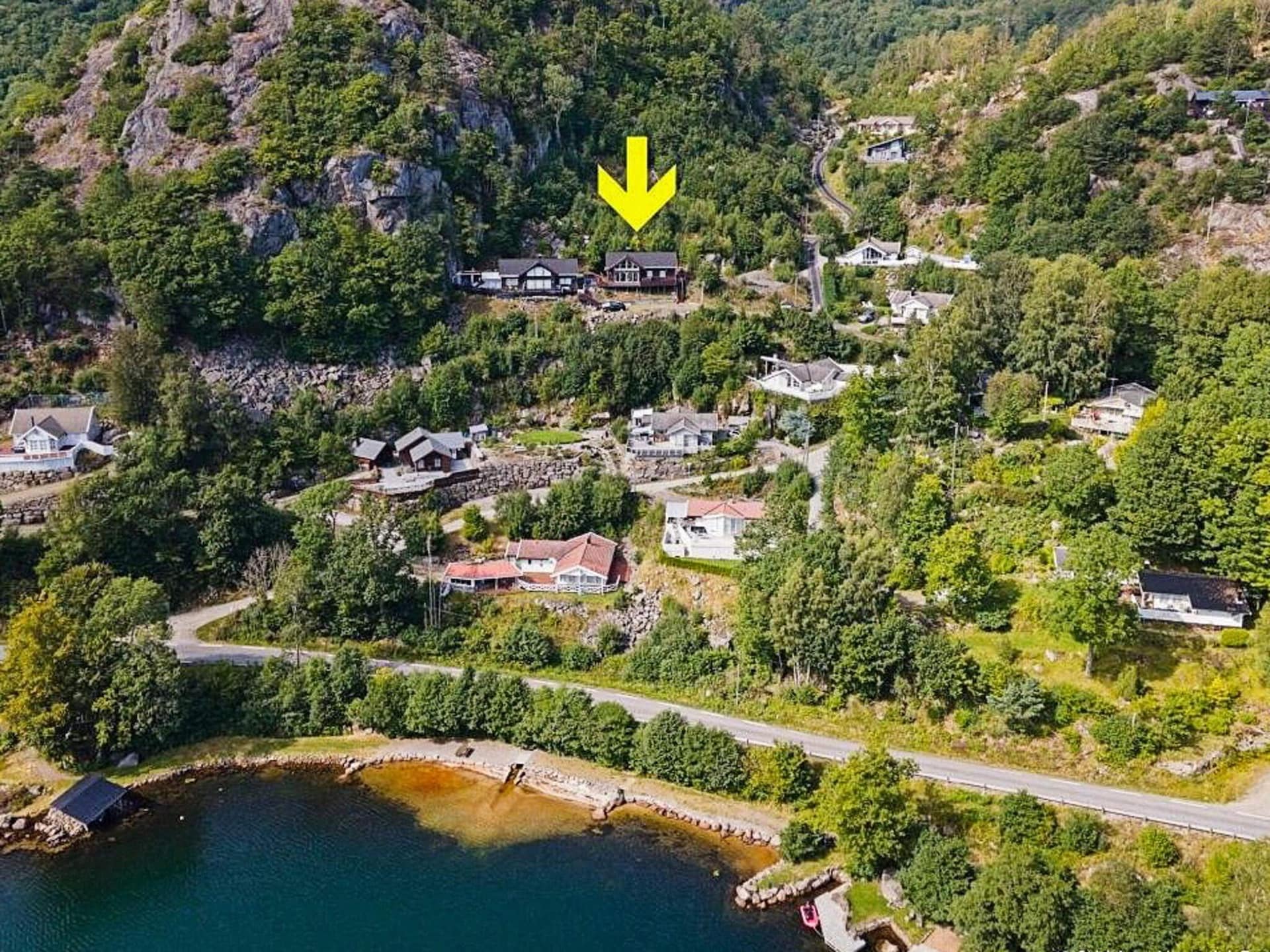 10-persoons vakantiehuis in Lyngdal met privézwembad en waterzicht - foto 3