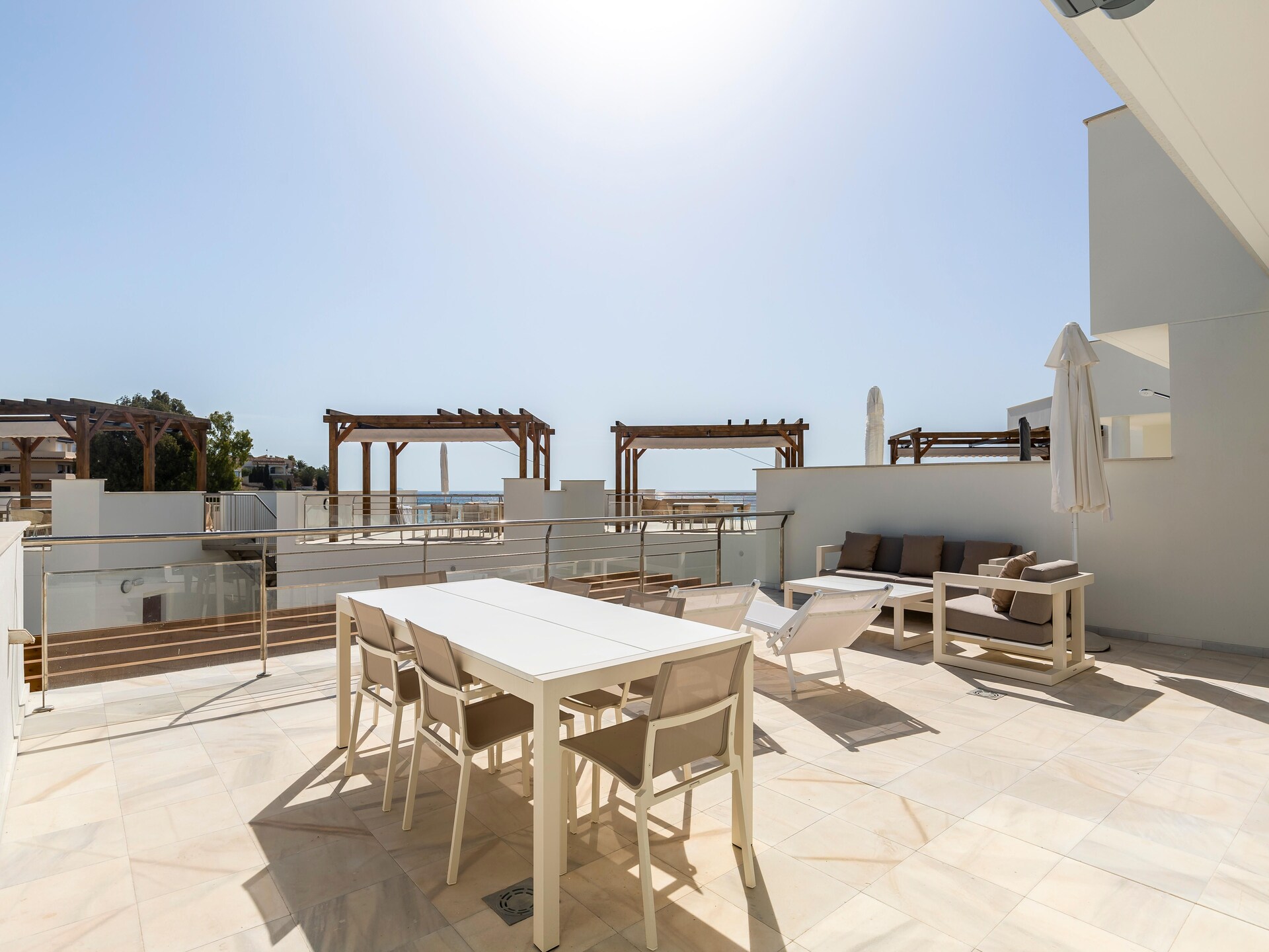 Licht appartement met zwembadzicht en terras nabij strand El Campello - foto 4