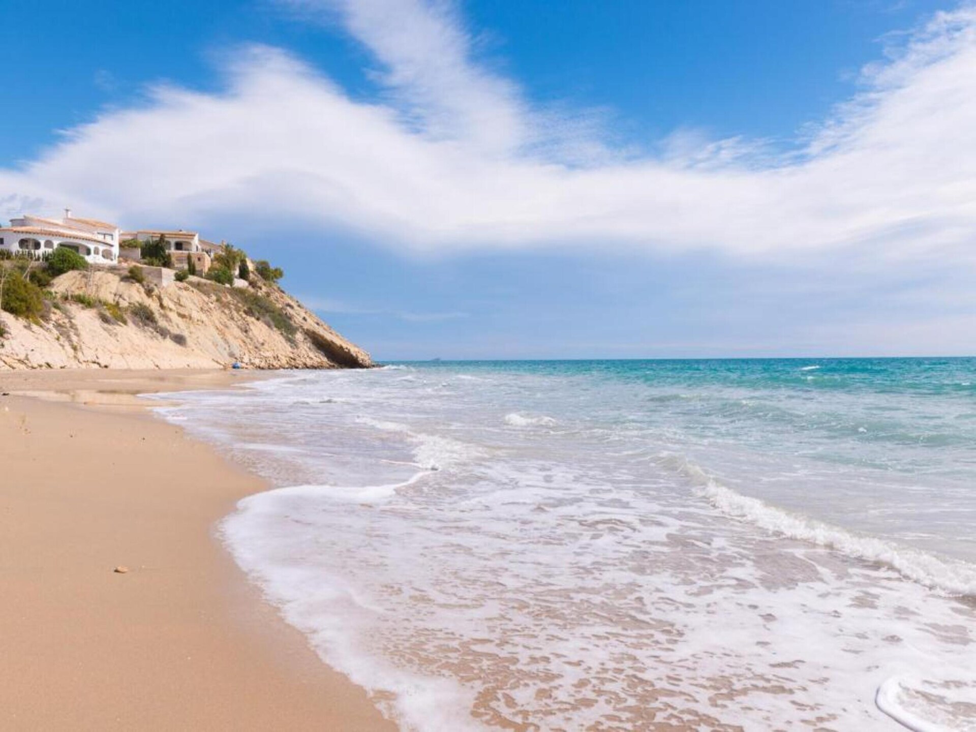 Licht appartement met zwembadzicht en terras nabij strand El Campello - foto 34