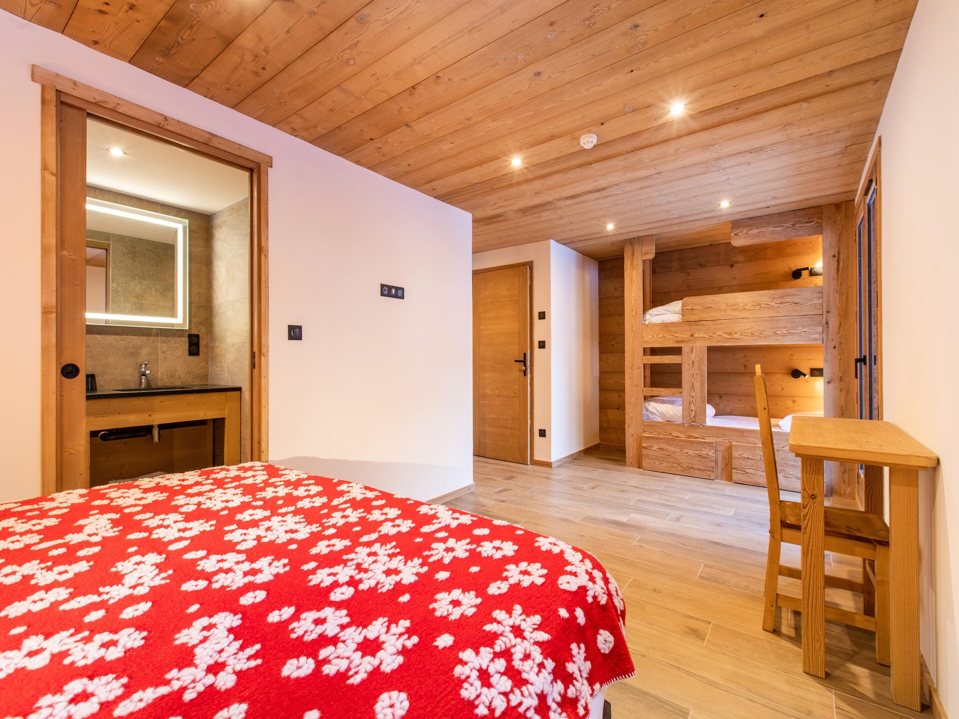 Chalet Le KB: Luxe voor 18 personen direct aan de piste in Champagny - foto 23