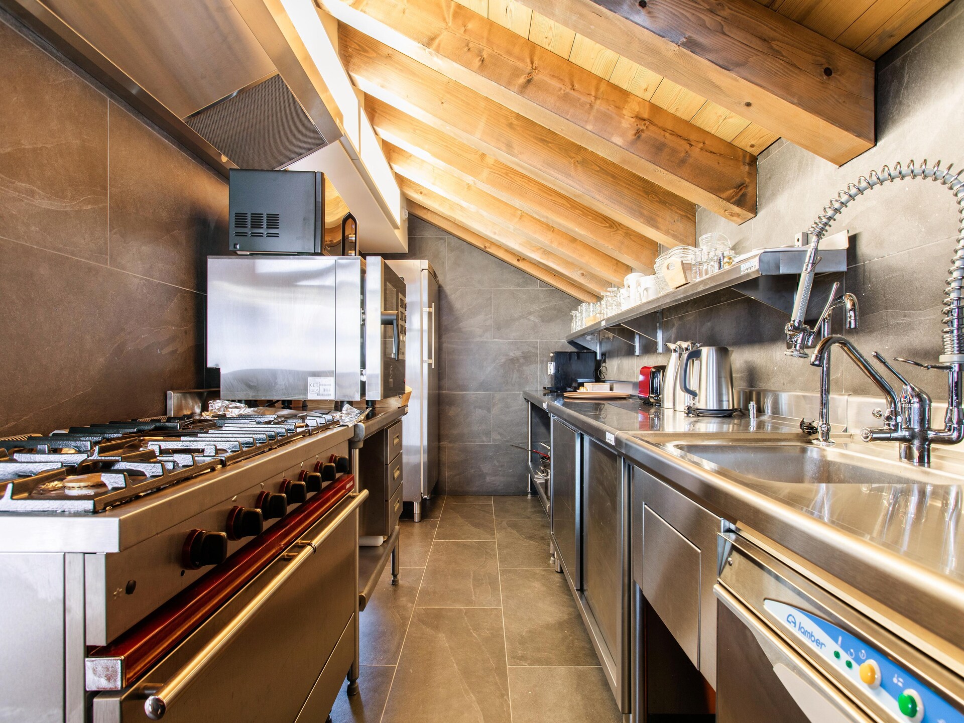 Chalet Le KB: Luxe voor 18 personen direct aan de piste in Champagny - foto 9