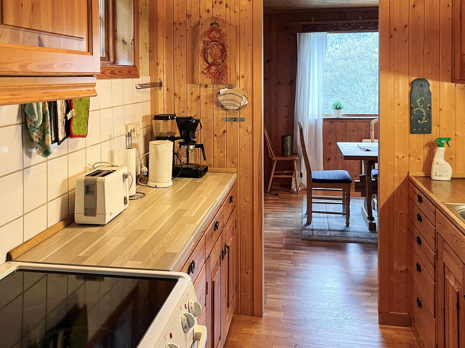 Panoramisch appartement aan het Oppstrynsvatnet met boot en berghutten - foto 15