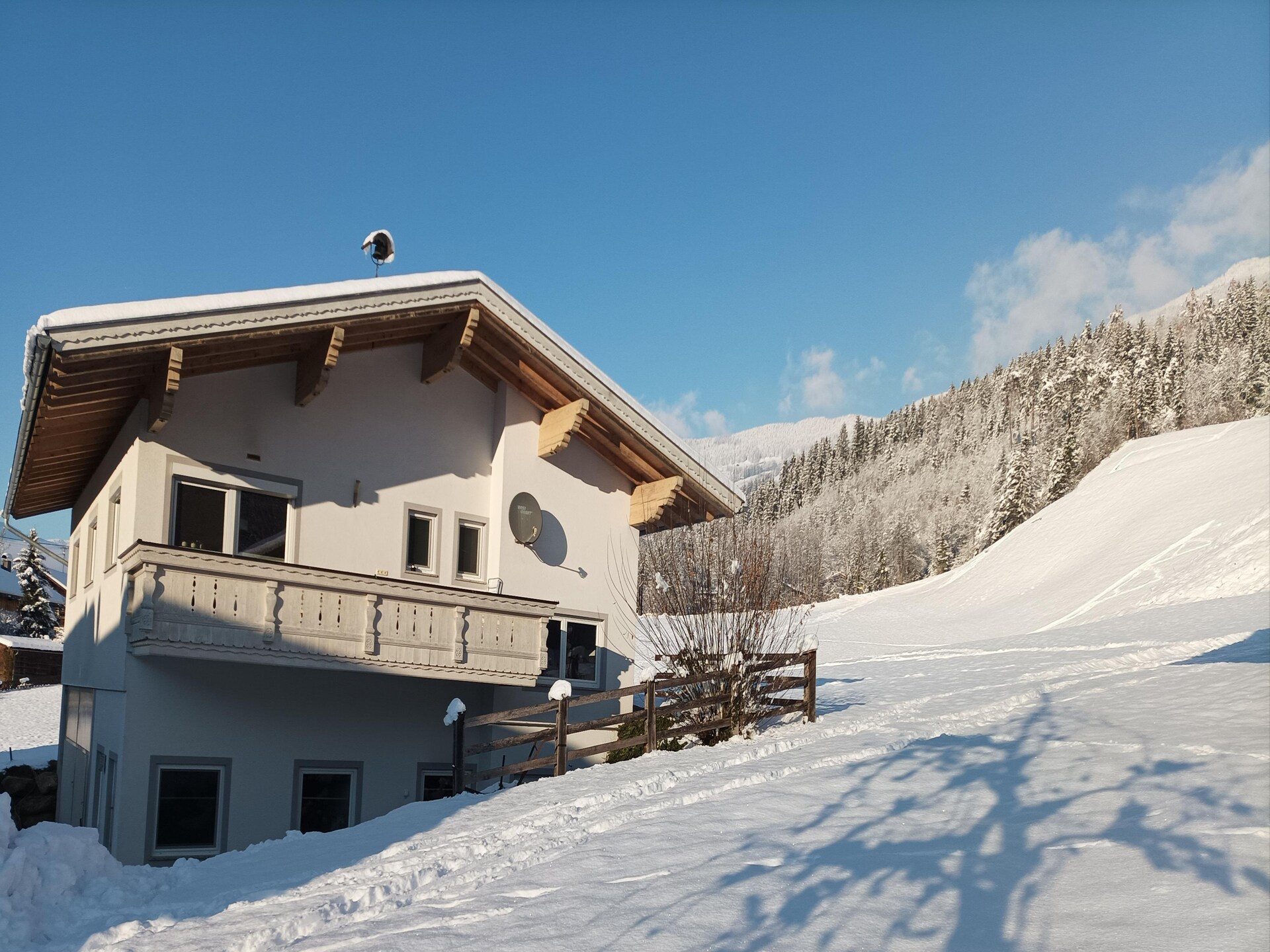 Rustiek vakantiehuis op bioboerderij aan de golfbaan in Hart im Zillertal - foto 36