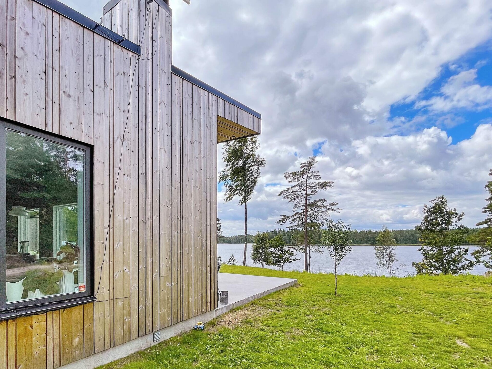 8-persoons vakantiehuis aan het meer in Håcksvik - foto 8