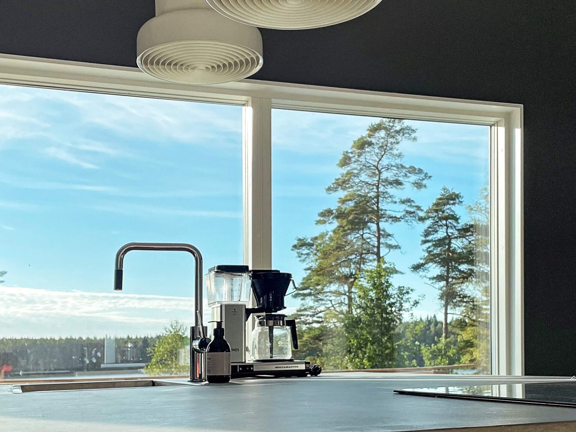8-persoons vakantiehuis aan het meer in Håcksvik - foto 17