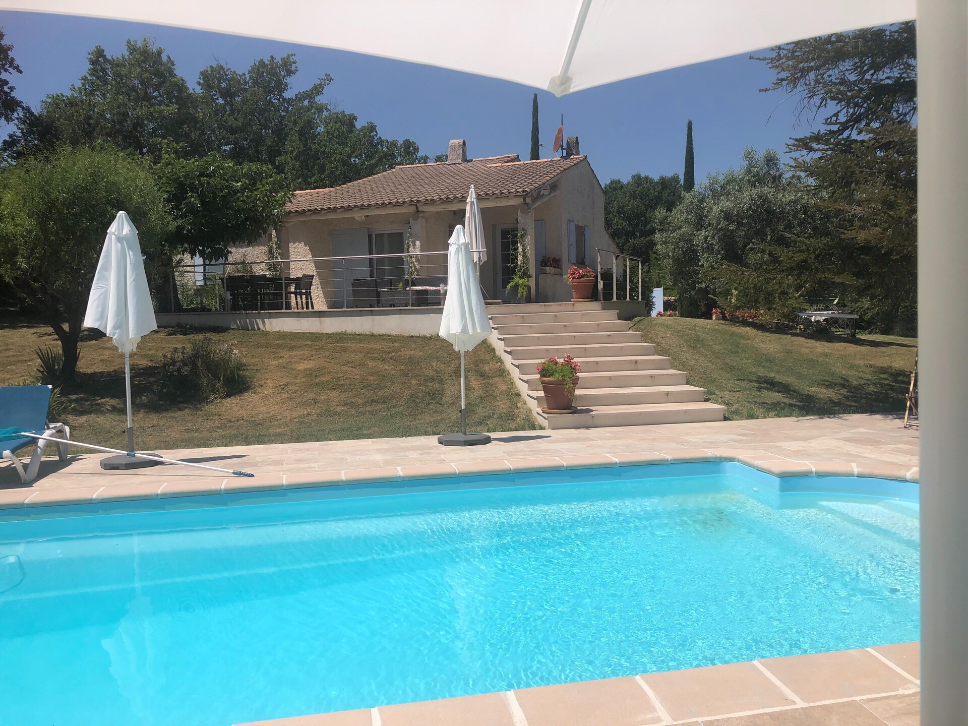 Villa Coda: Rustiek vakantiehuis met privézwembad en uitzicht op de Lubéron - foto 11