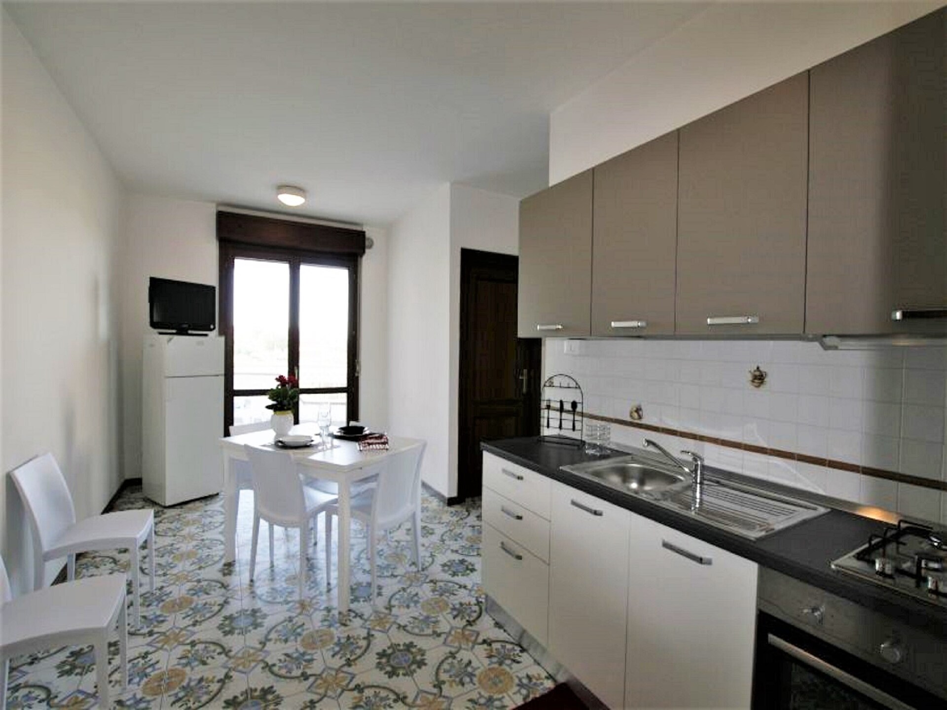 Aan het strand: Ruim appartement in Villa Rosa di Martinsicuro - foto 2