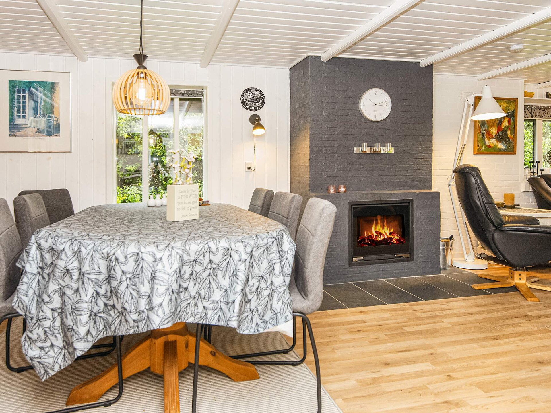 Licht vakantiehuis bij Nissum Fjord met houtkachel en terrassen - foto 18