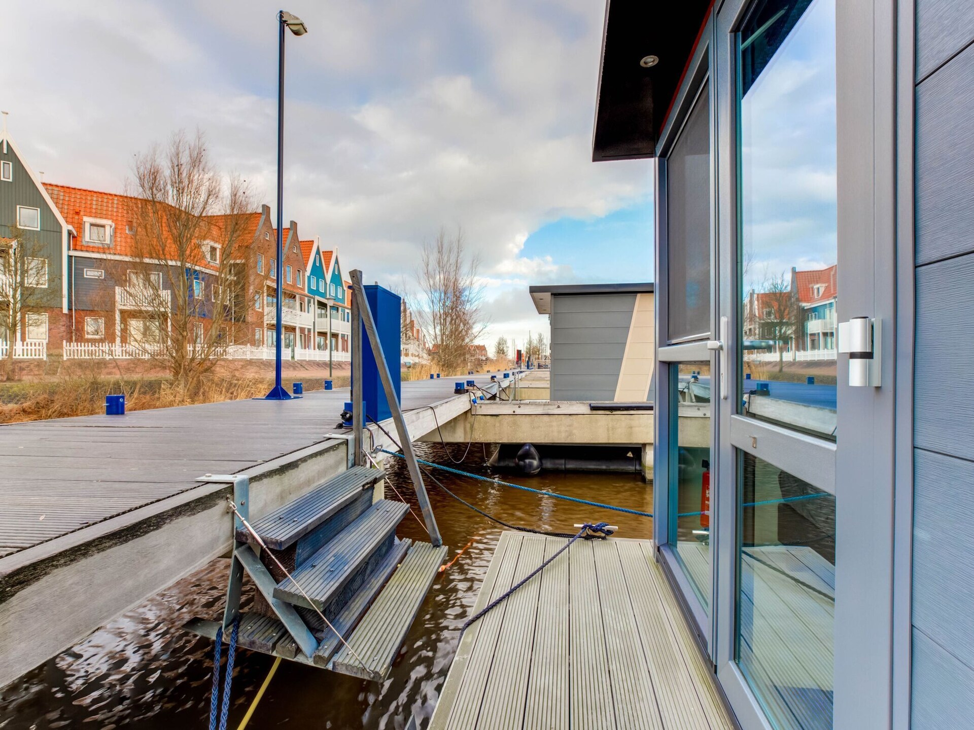 Woonboot Bermuda: Uniek verblijf aan het water in historisch Volendam - foto 20