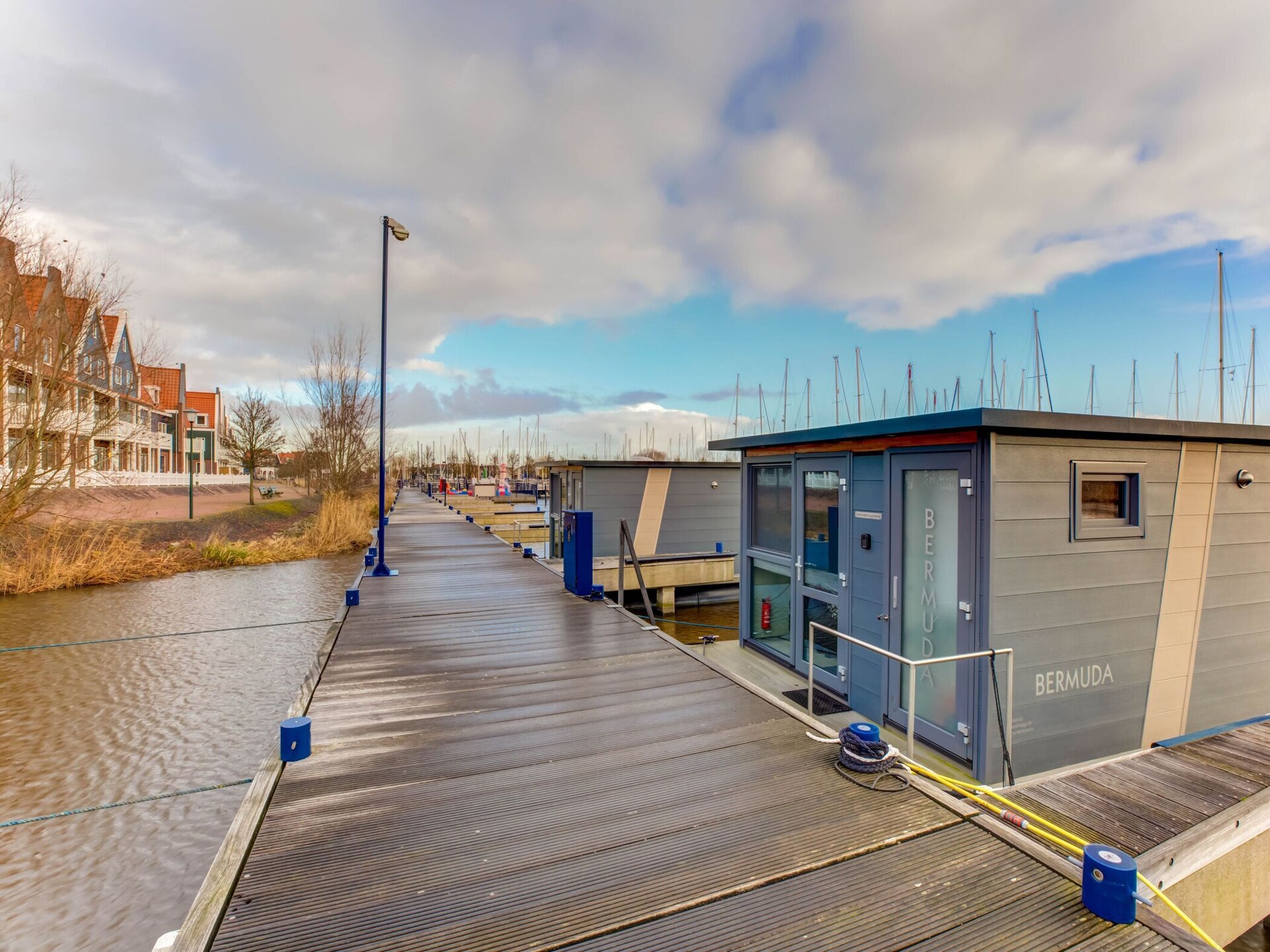 Woonboot Bermuda: Uniek verblijf aan het water in historisch Volendam - foto 2