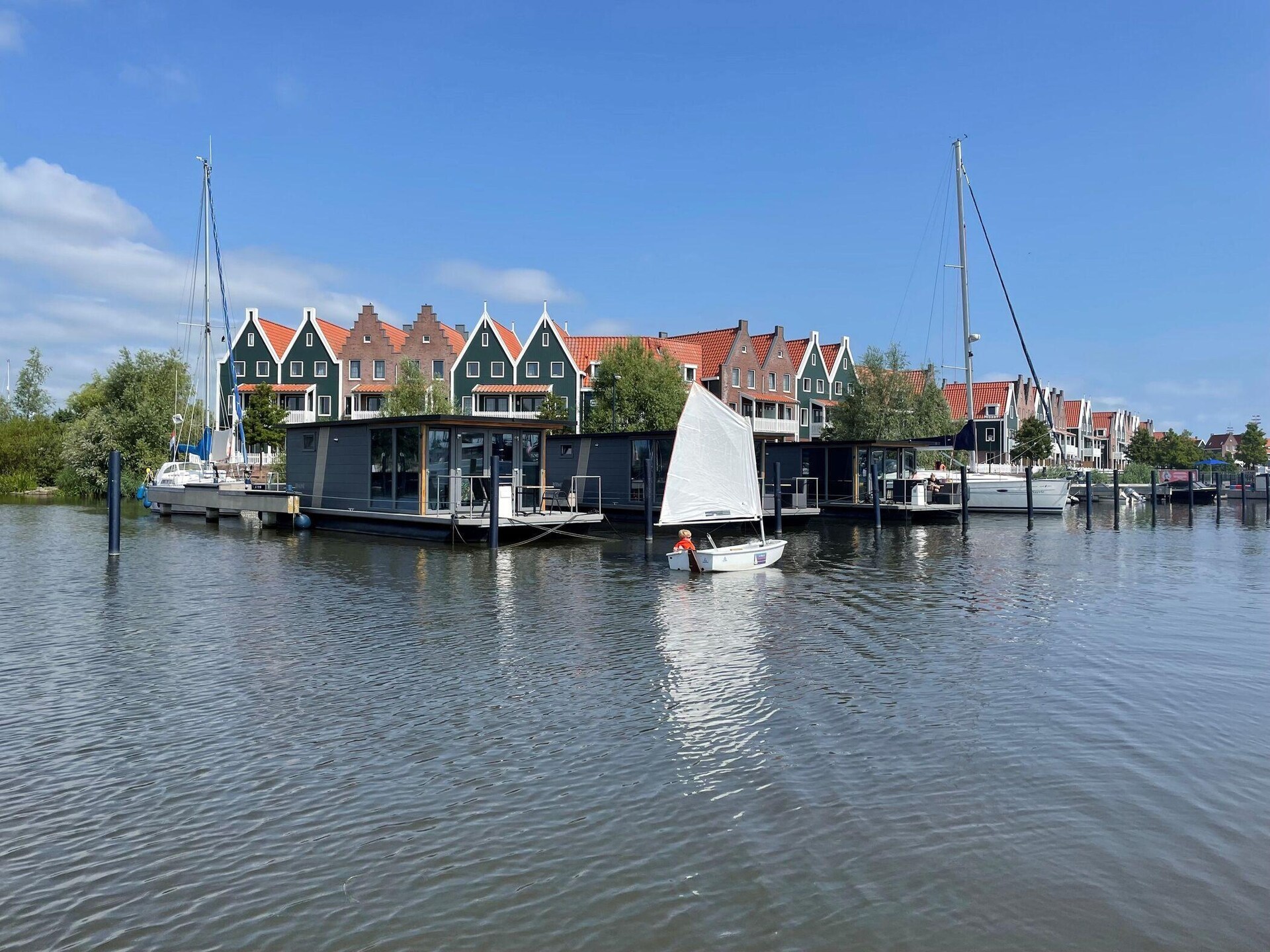 Woonboot Bermuda: Uniek verblijf aan het water in historisch Volendam - foto 23