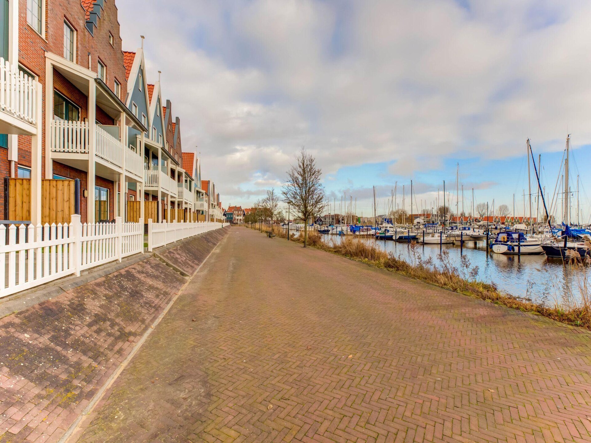 Woonboot Bermuda: Uniek verblijf aan het water in historisch Volendam - foto 24