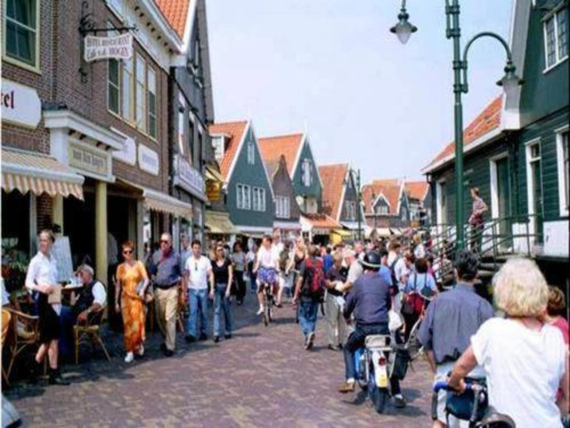 Woonboot Bermuda: Uniek verblijf aan het water in historisch Volendam - foto 35
