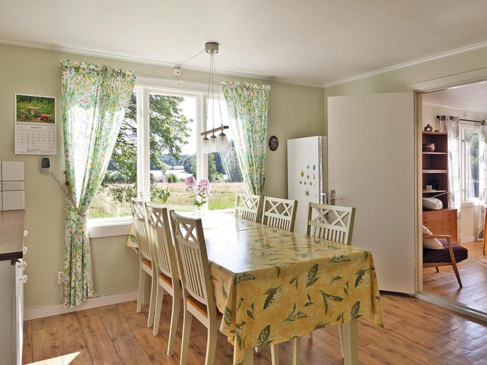 Aan het meer: rustgevend vakantiehuis in Brålanda - foto 3