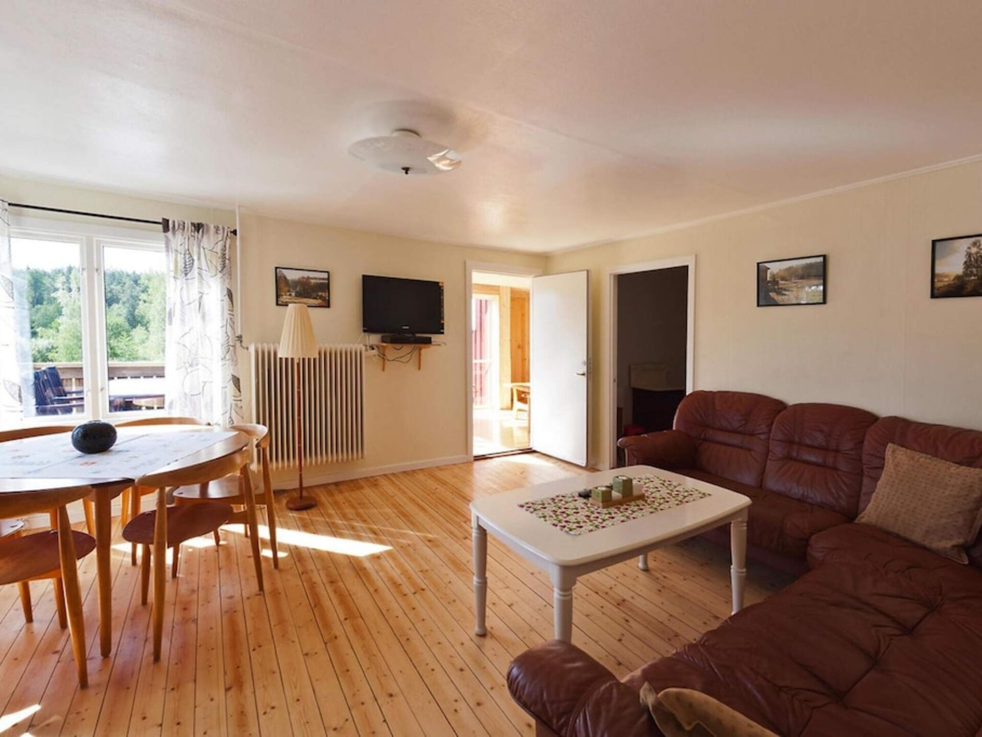 Aan het meer: rustgevend vakantiehuis in Brålanda - foto 6