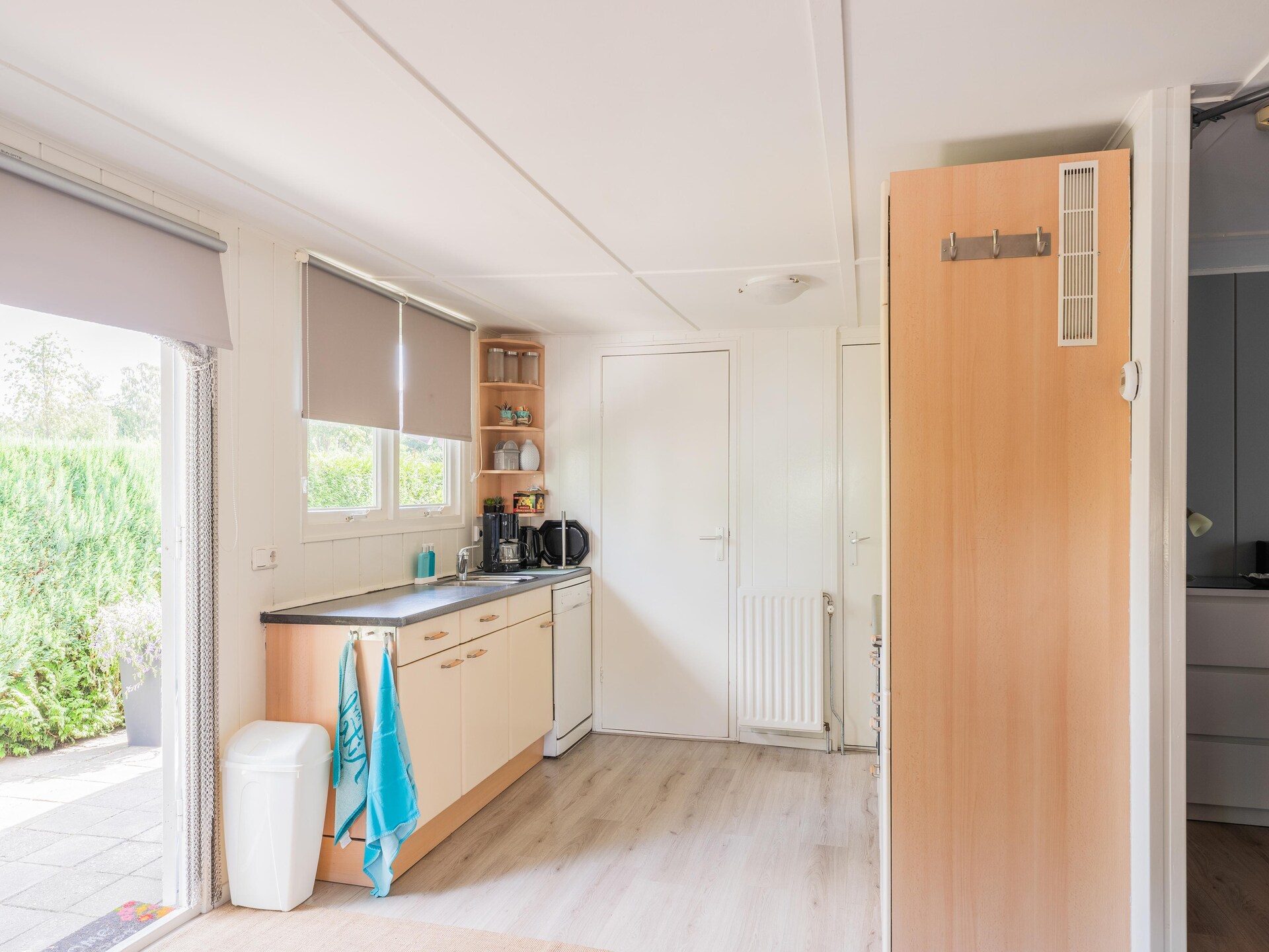 Steenmarter: Vrijstaand houten chalet aan bos en water in Twente - foto 18