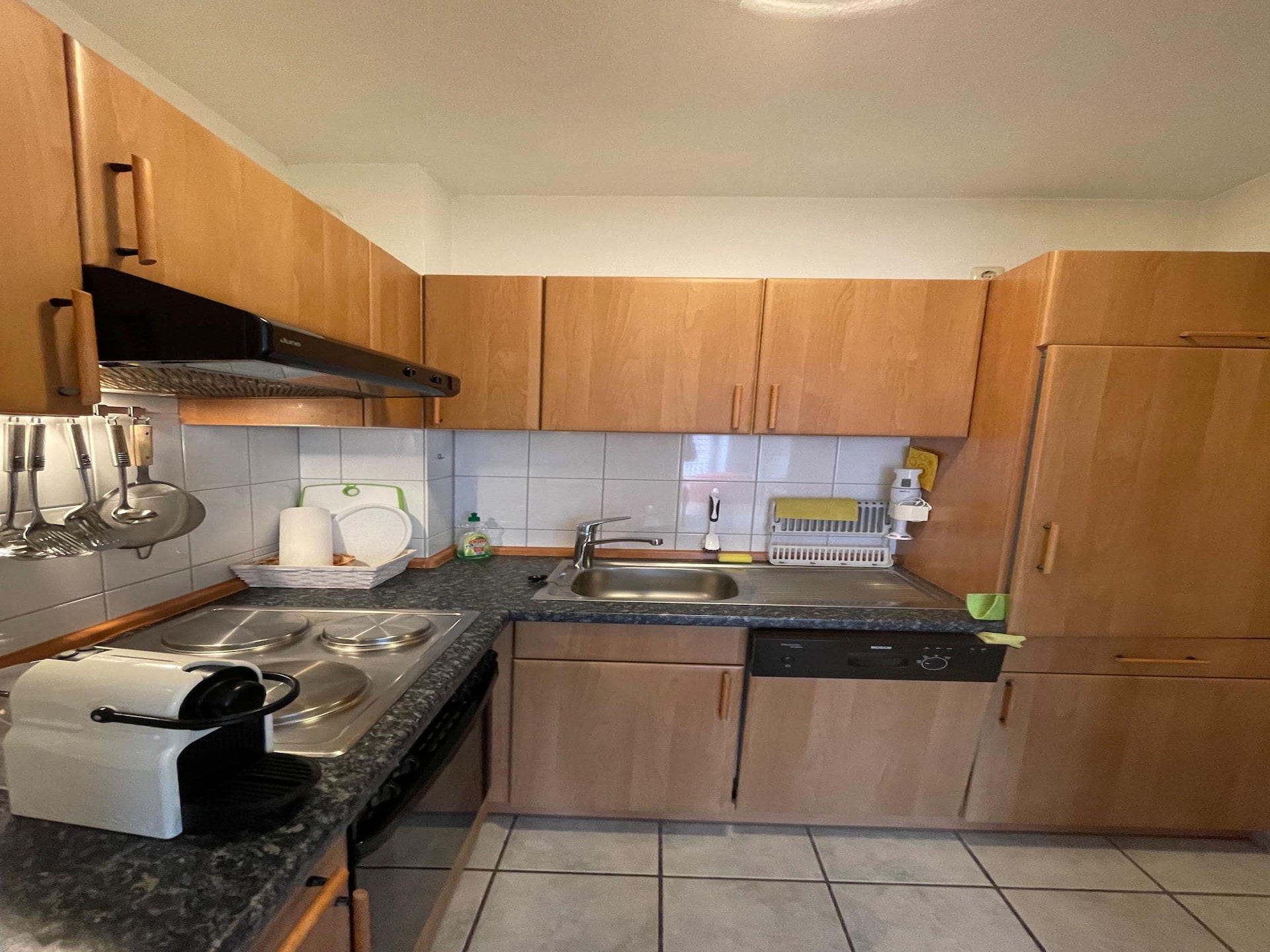 Licht appartement met Frans balkon in Orth, 5 km van strand - foto 10