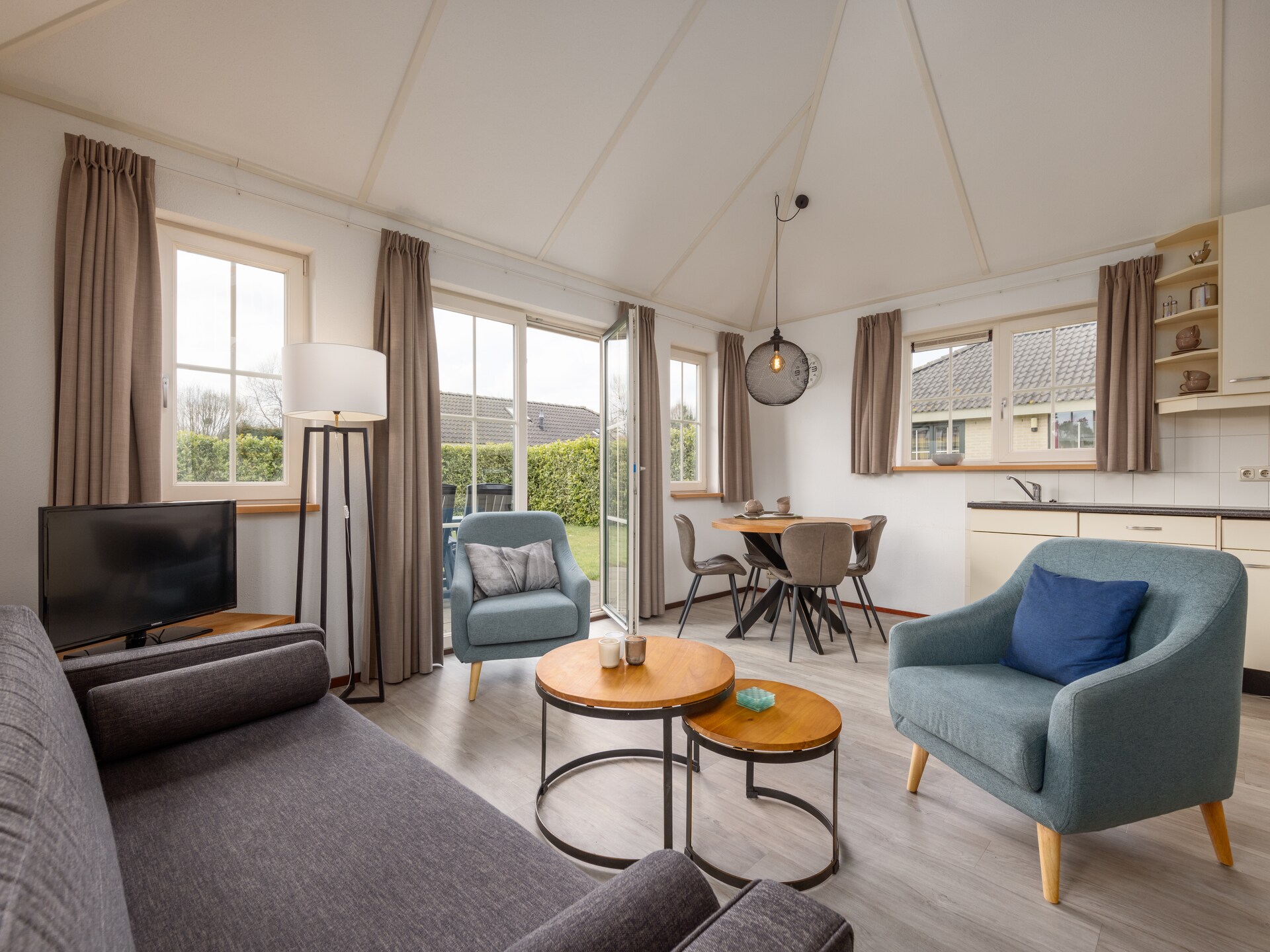 Vrijstaande bungalow met infraroodsauna in bosrijk vakantiepark Veluwe - foto 2