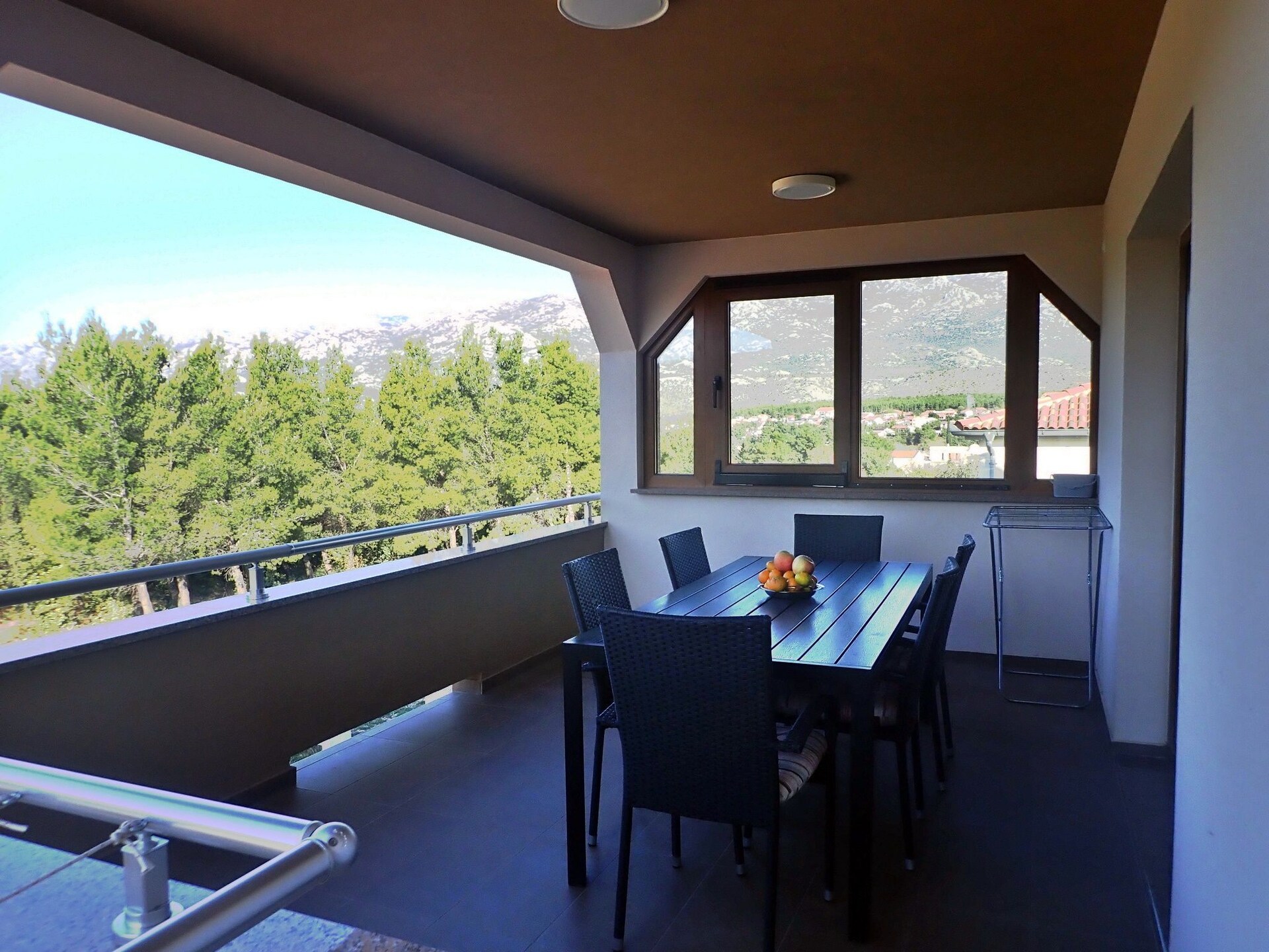 Ruim appartement op vakantiepark bij zee met uitzicht op Velebit - foto 24