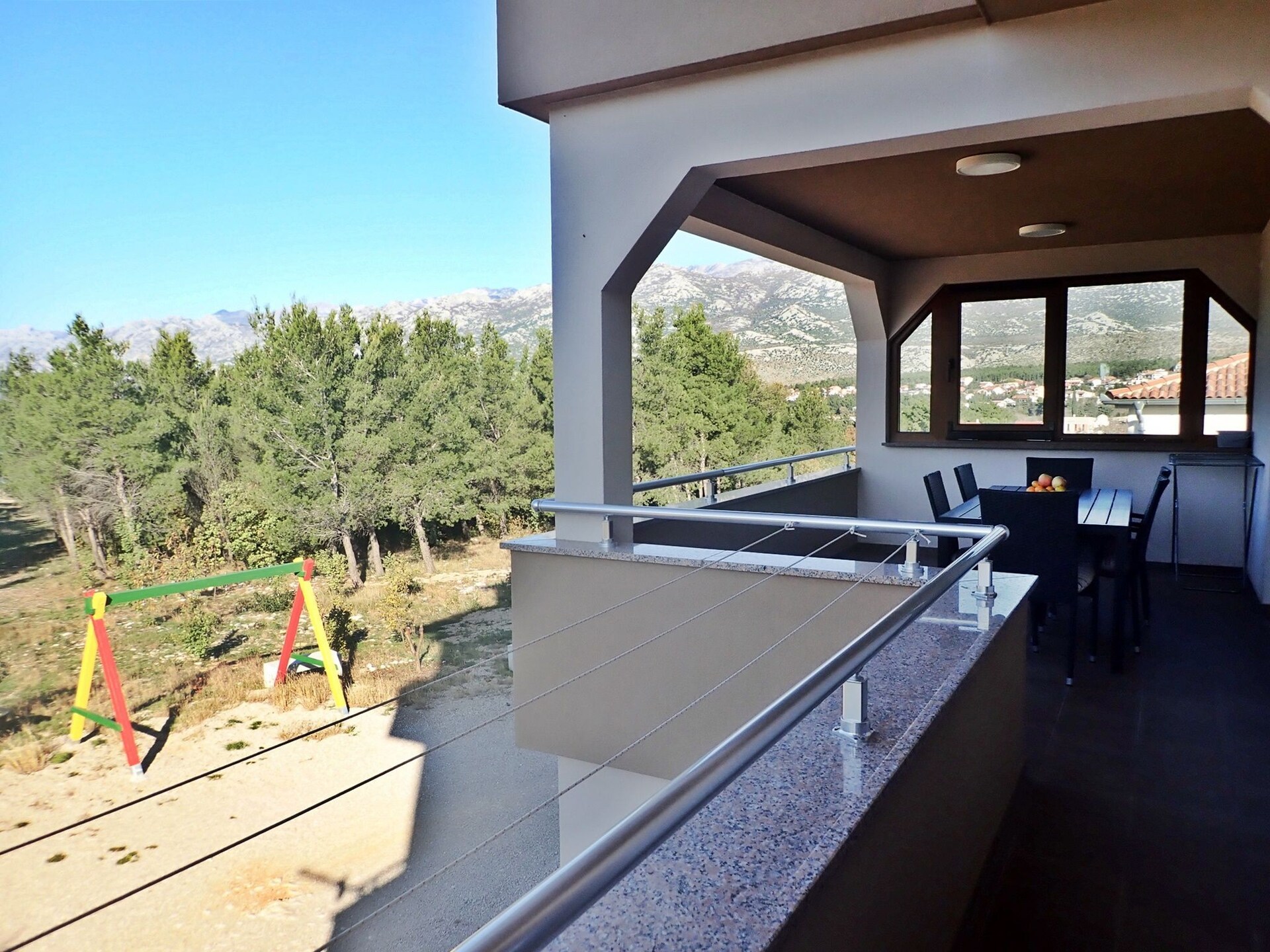 Ruim appartement op vakantiepark bij zee met uitzicht op Velebit - foto 3