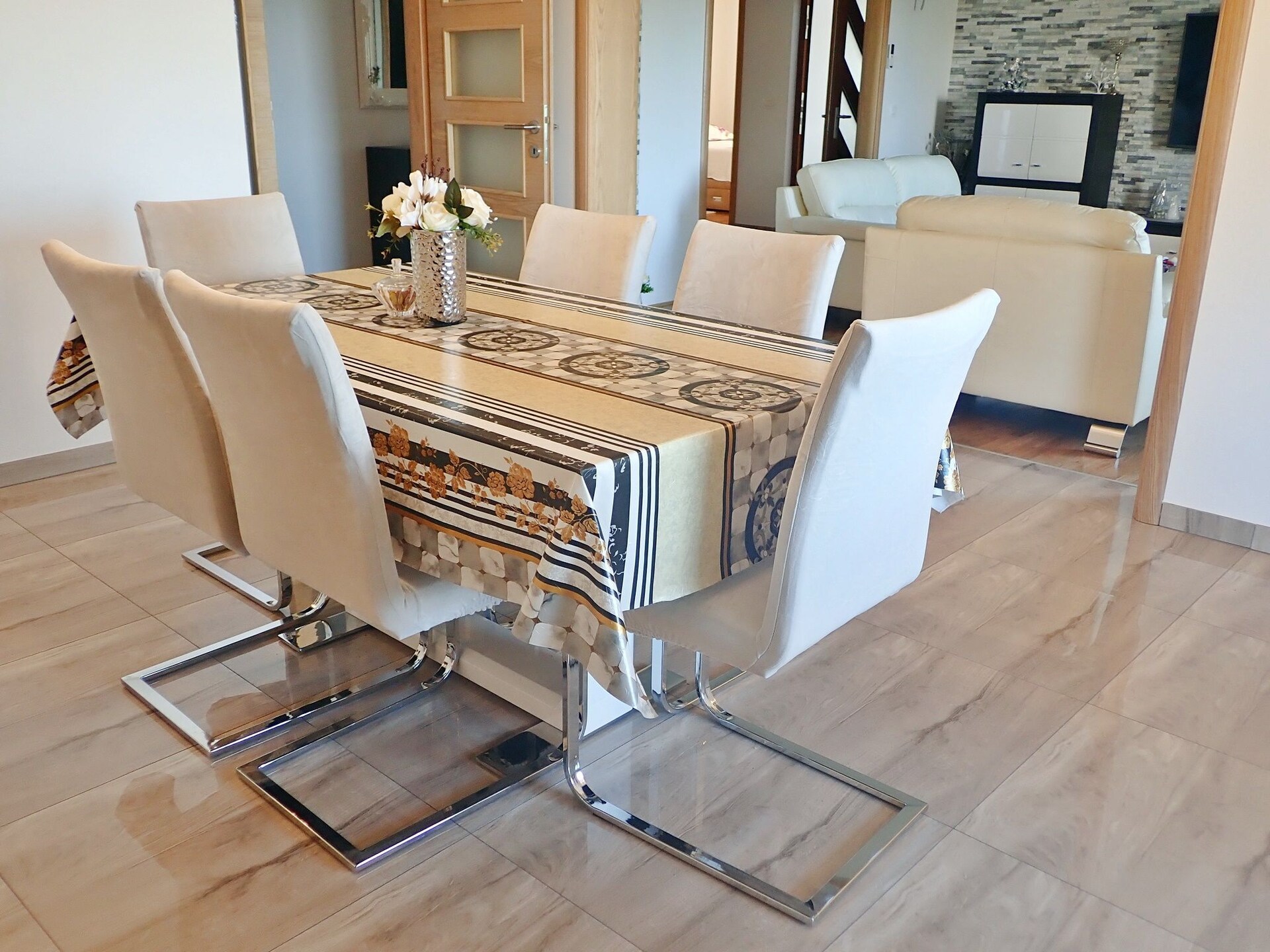 Ruim appartement op vakantiepark bij zee met uitzicht op Velebit - foto 9