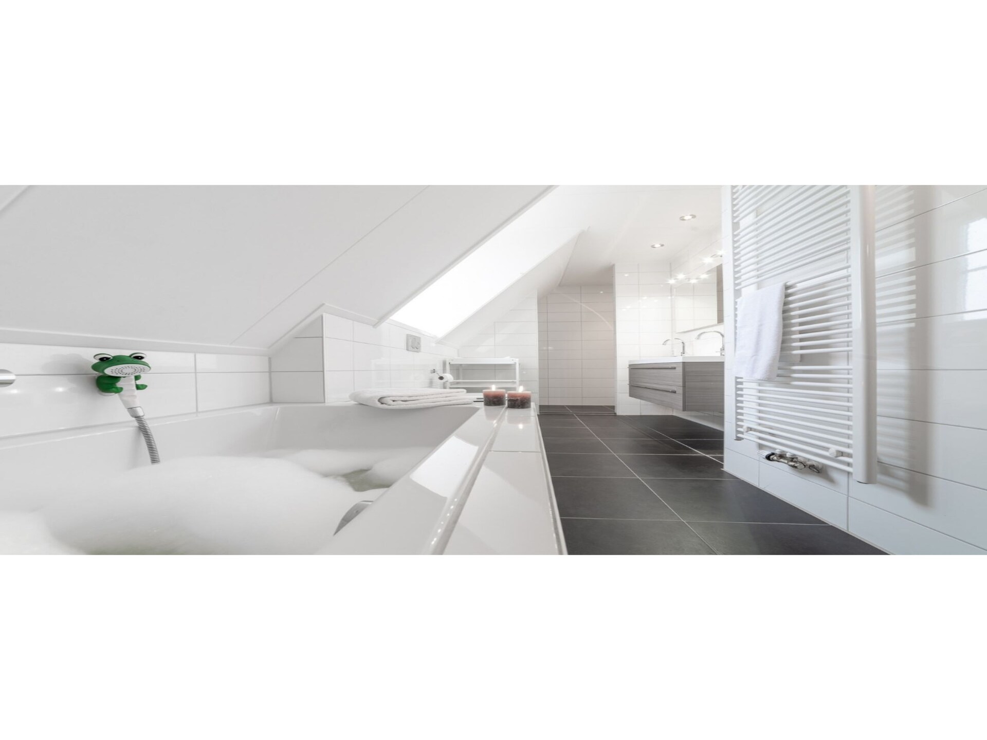 Zeeuwse Pracht: Luxe vrijstaande villa op 100m van zee in Colijnsplaat - foto 25