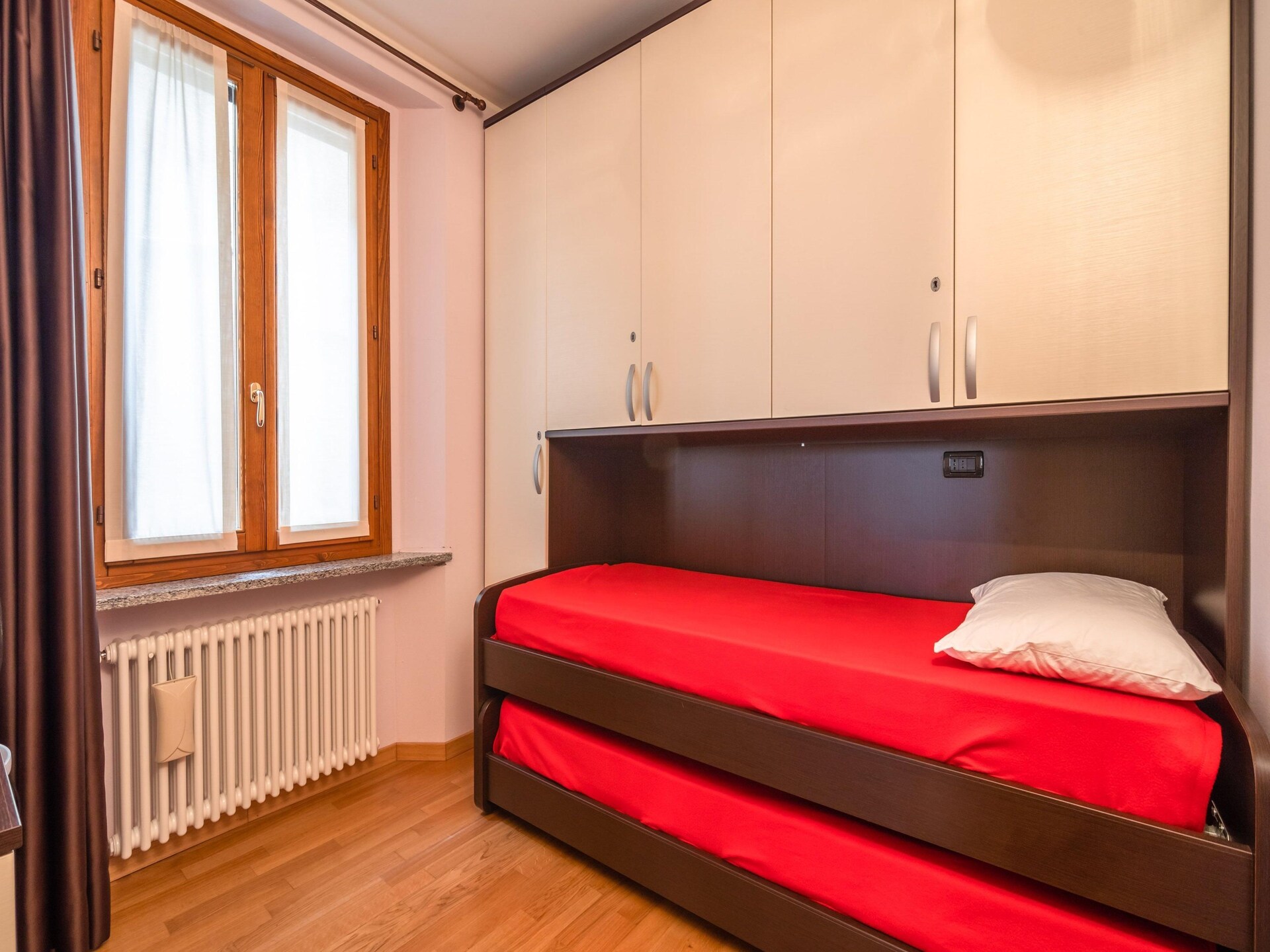 Op 300 m van het meer: ruim appartement in centrum Meina - foto 26
