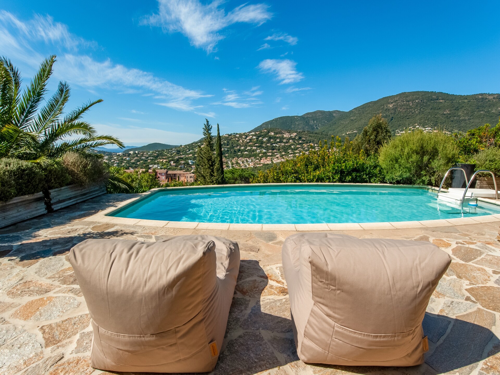 Villa Balou: Zeezicht & privézwembad bij Cavalaire-sur-Mer - foto 9