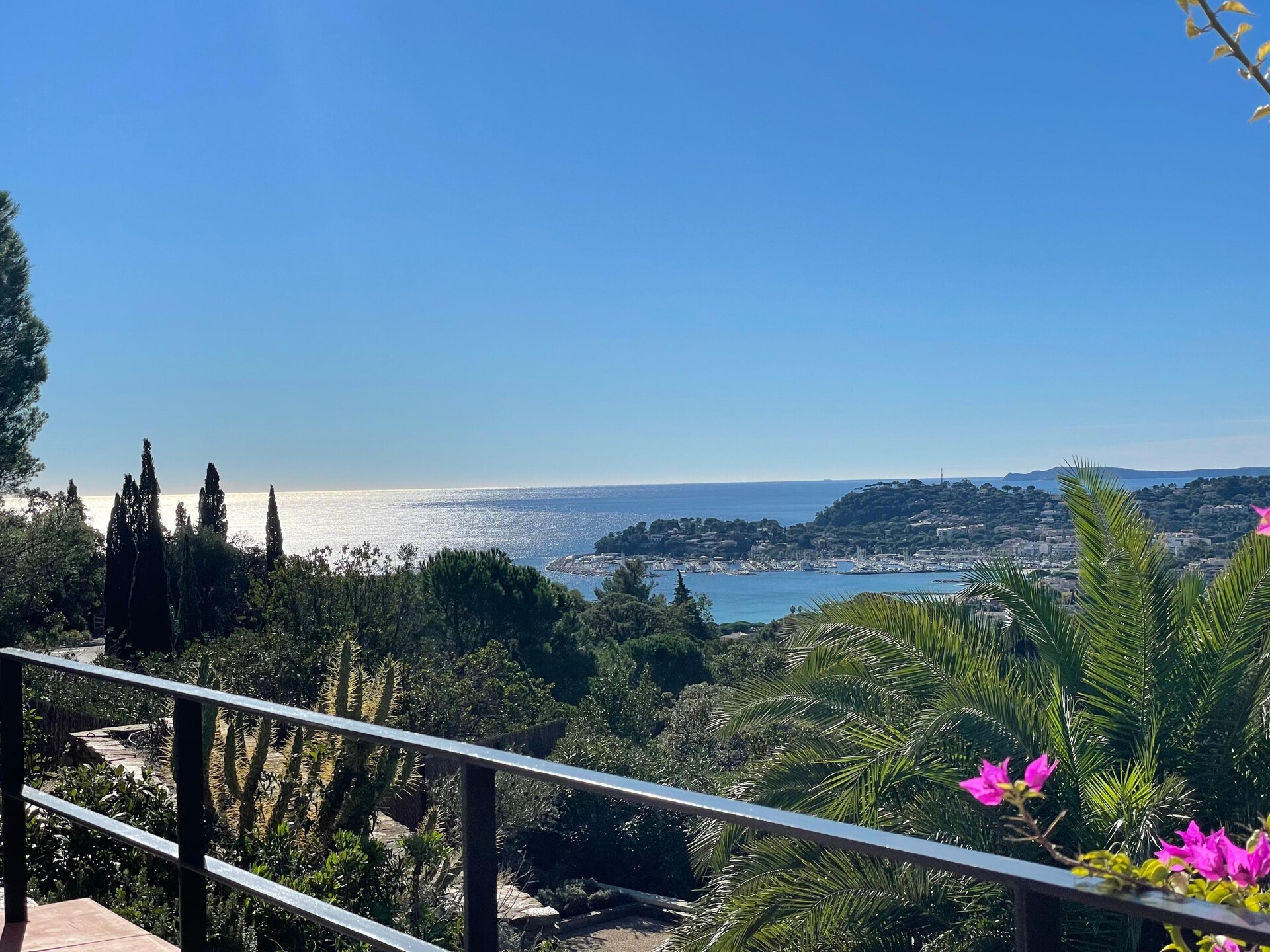 Villa Balou: Zeezicht & privézwembad bij Cavalaire-sur-Mer - foto 31