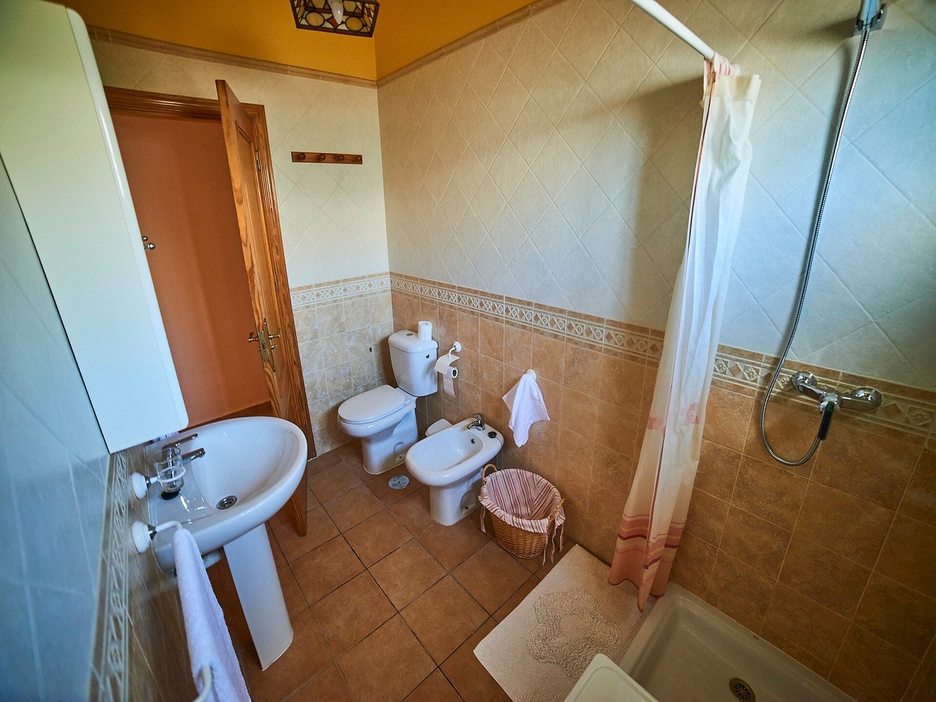 Ruim vakantiehuis met privézwembad en uitzicht op vulkaan bij La Oliva - foto 29