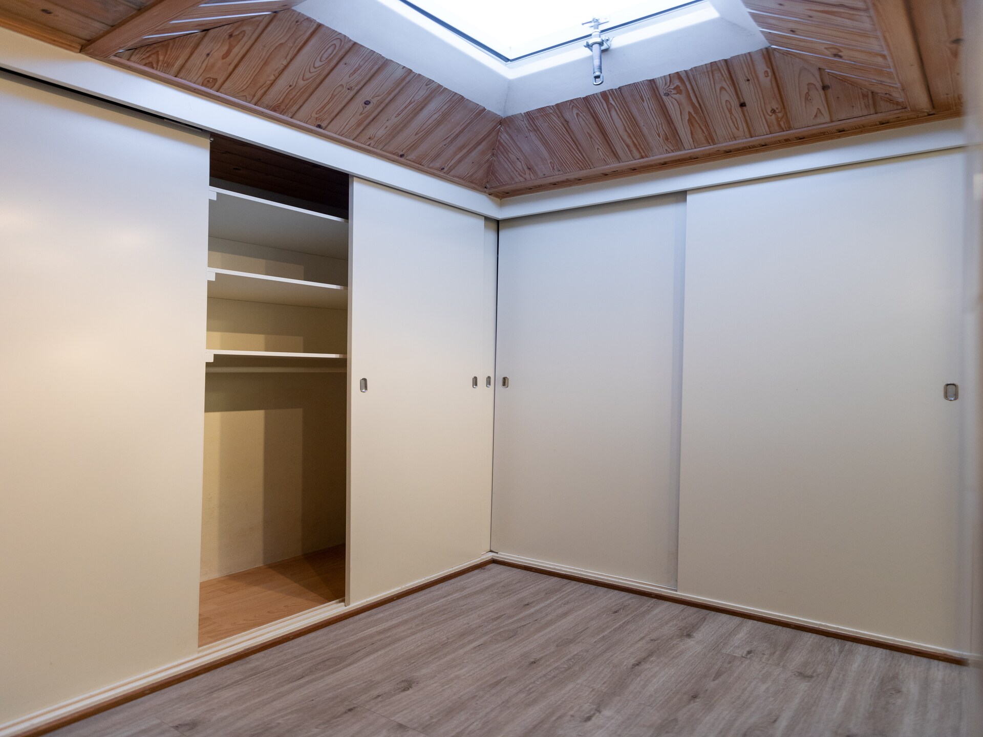 Romantische bosbungalow in Mook – huisdiervriendelijk en aan de golf - foto 12