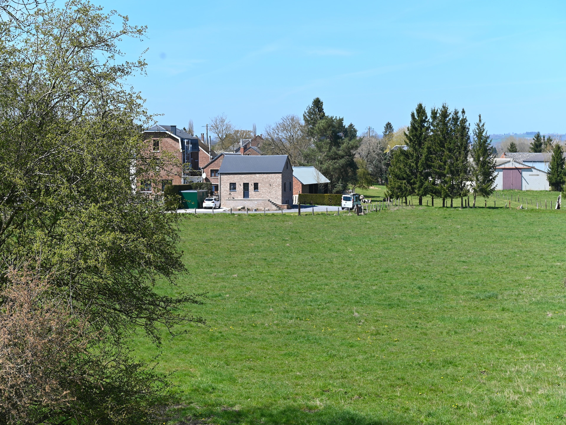 4-persoons vakantiehuis met mezzanine aan de Ourthe in Monville - foto 1