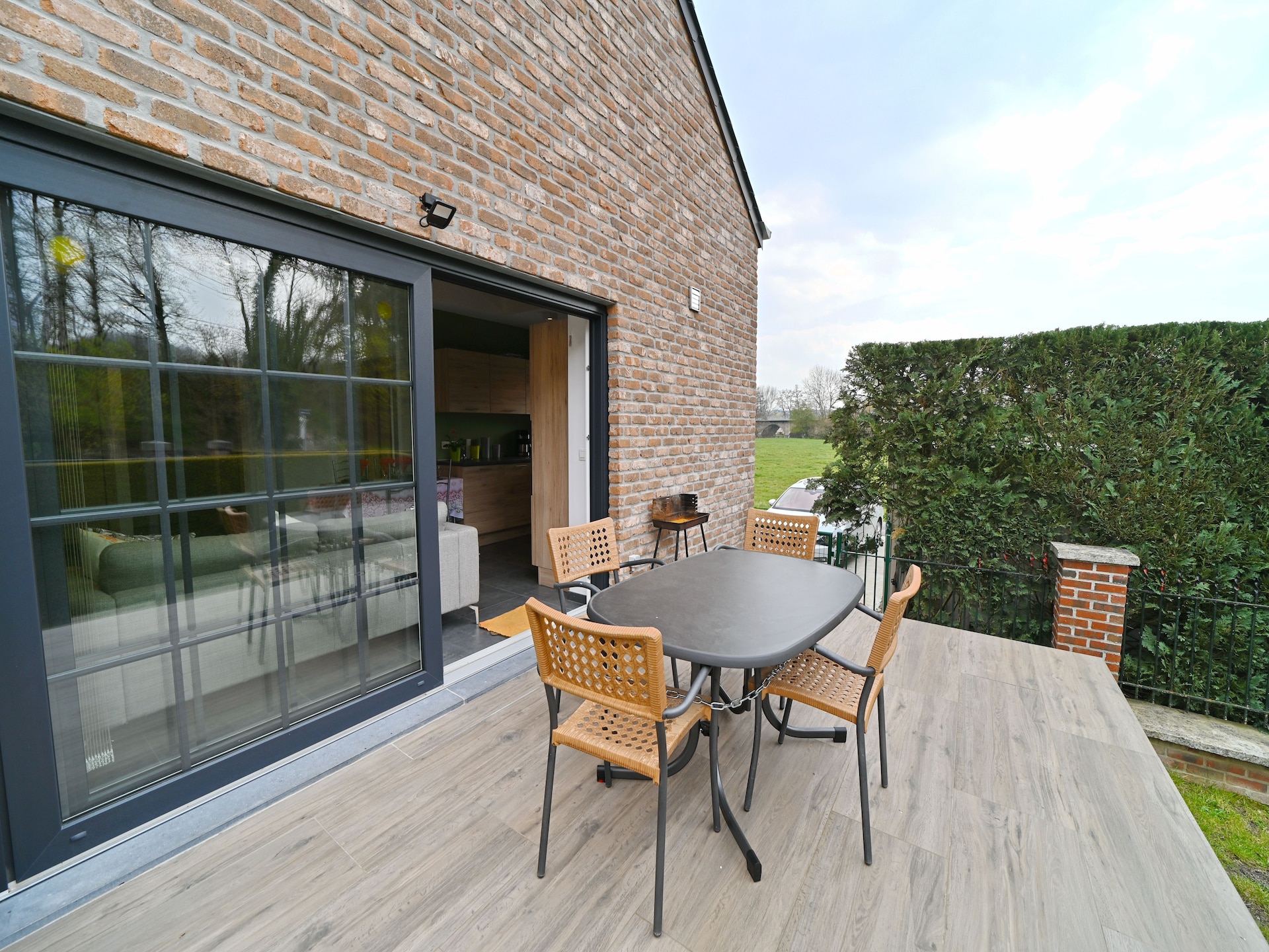 4-persoons vakantiehuis met mezzanine aan de Ourthe in Monville - foto 16