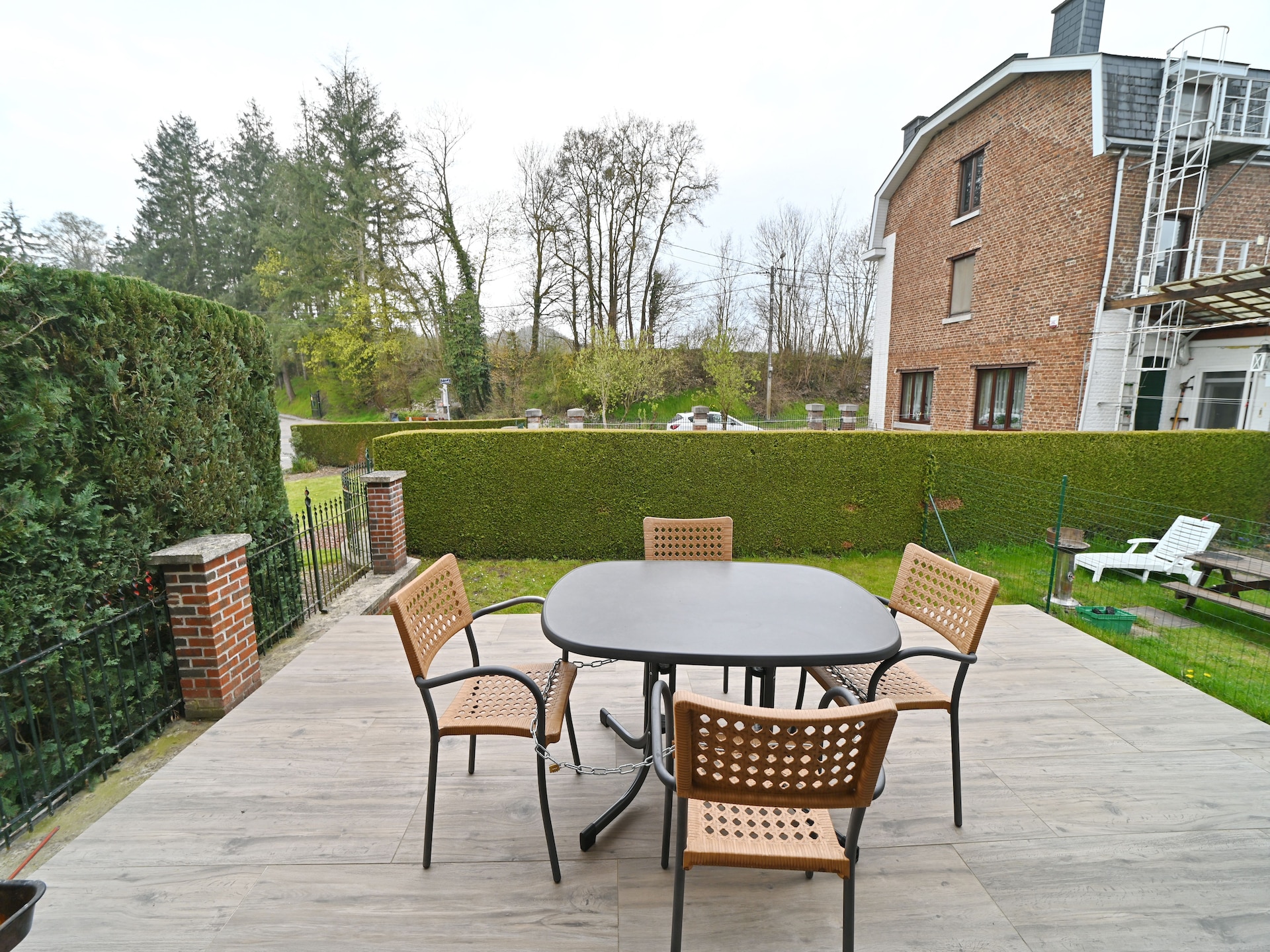 4-persoons vakantiehuis met mezzanine aan de Ourthe in Monville - foto 17