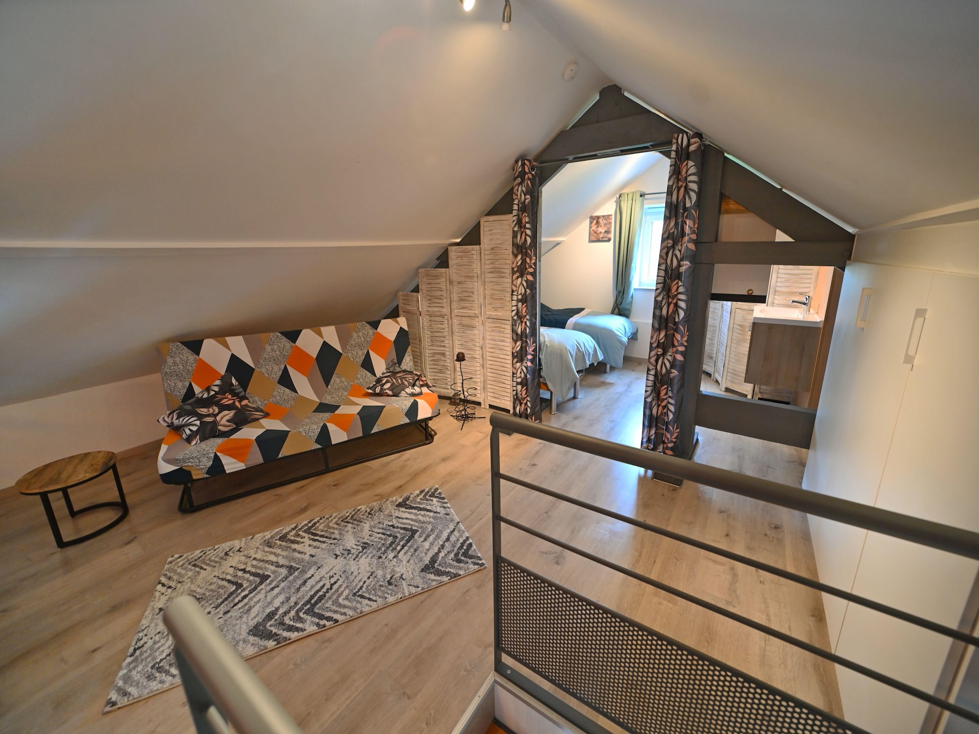 4-persoons vakantiehuis met mezzanine aan de Ourthe in Monville - foto 25