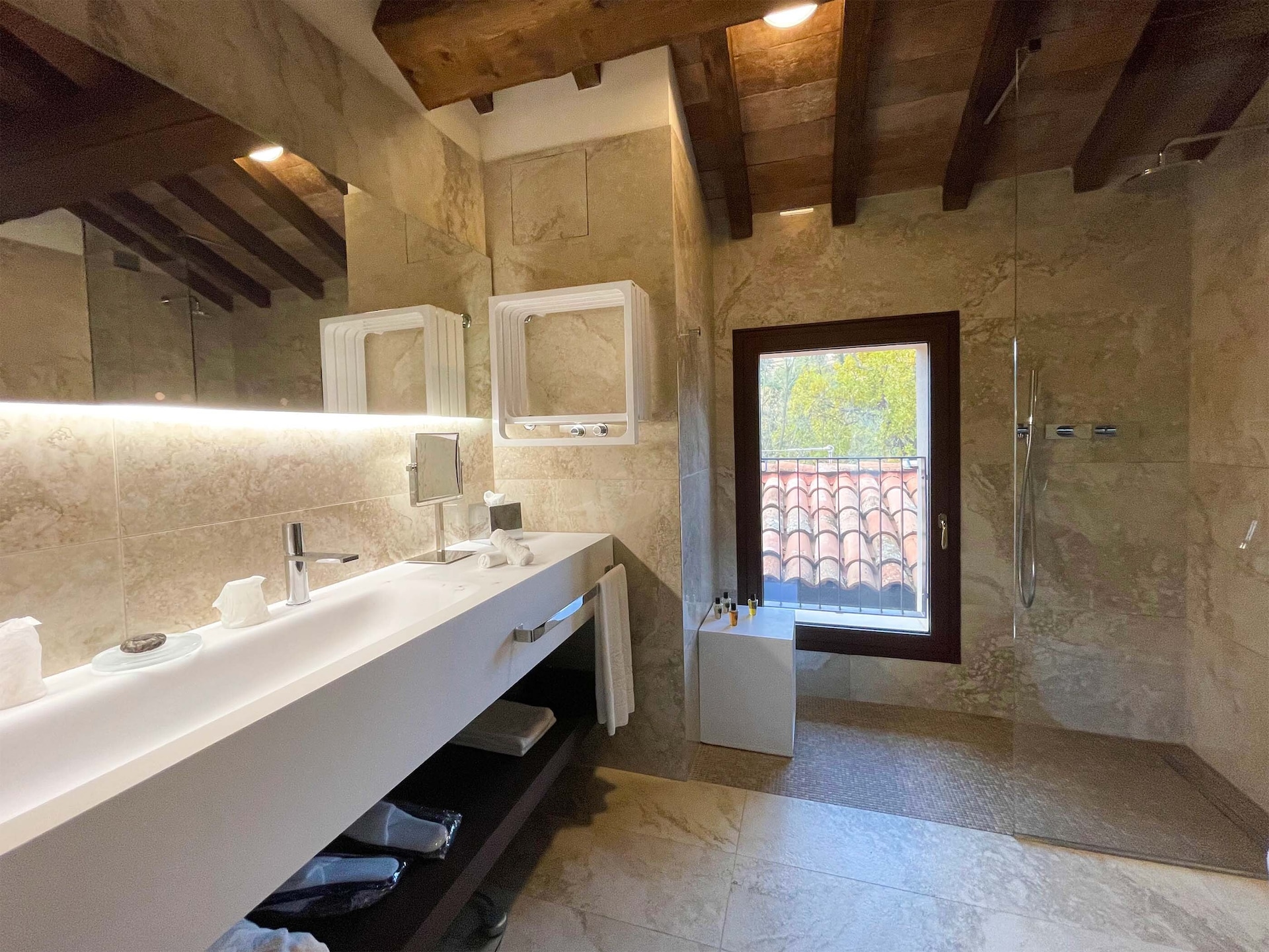 Luxe villa Rio Rosso met panoramisch uitzicht en privé spa bij Bologna - foto 23