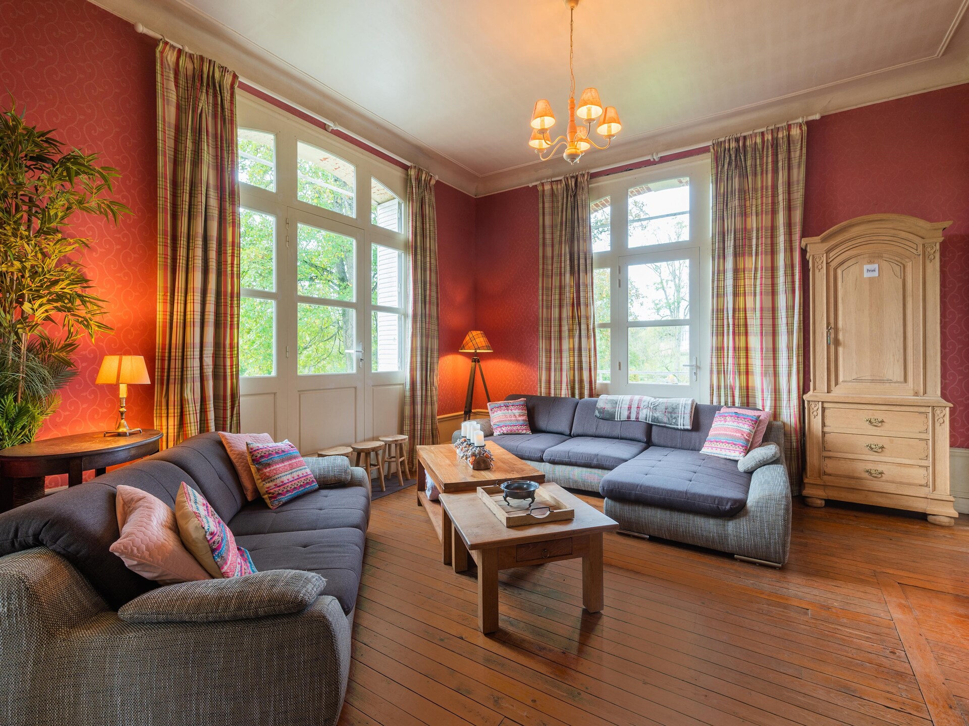 Villa La Belle: 20-persoons villa met paardenstal nabij Lac de Douzy - foto 2