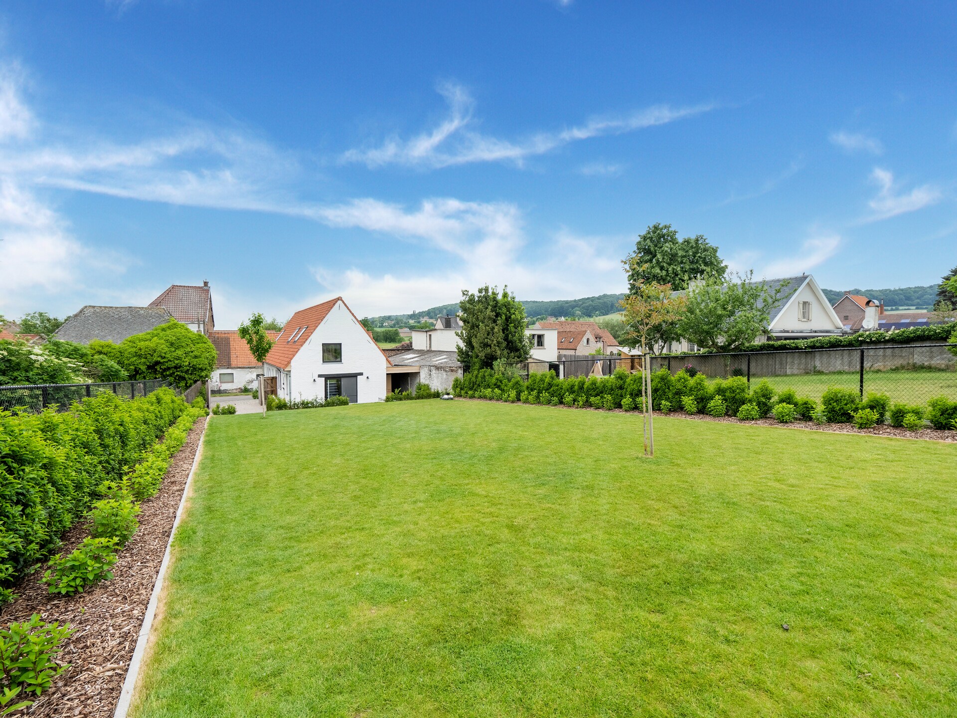 Ruim vakantiehuis voor 10 personen in de bossen van Mont de l'Enclus - foto 2
