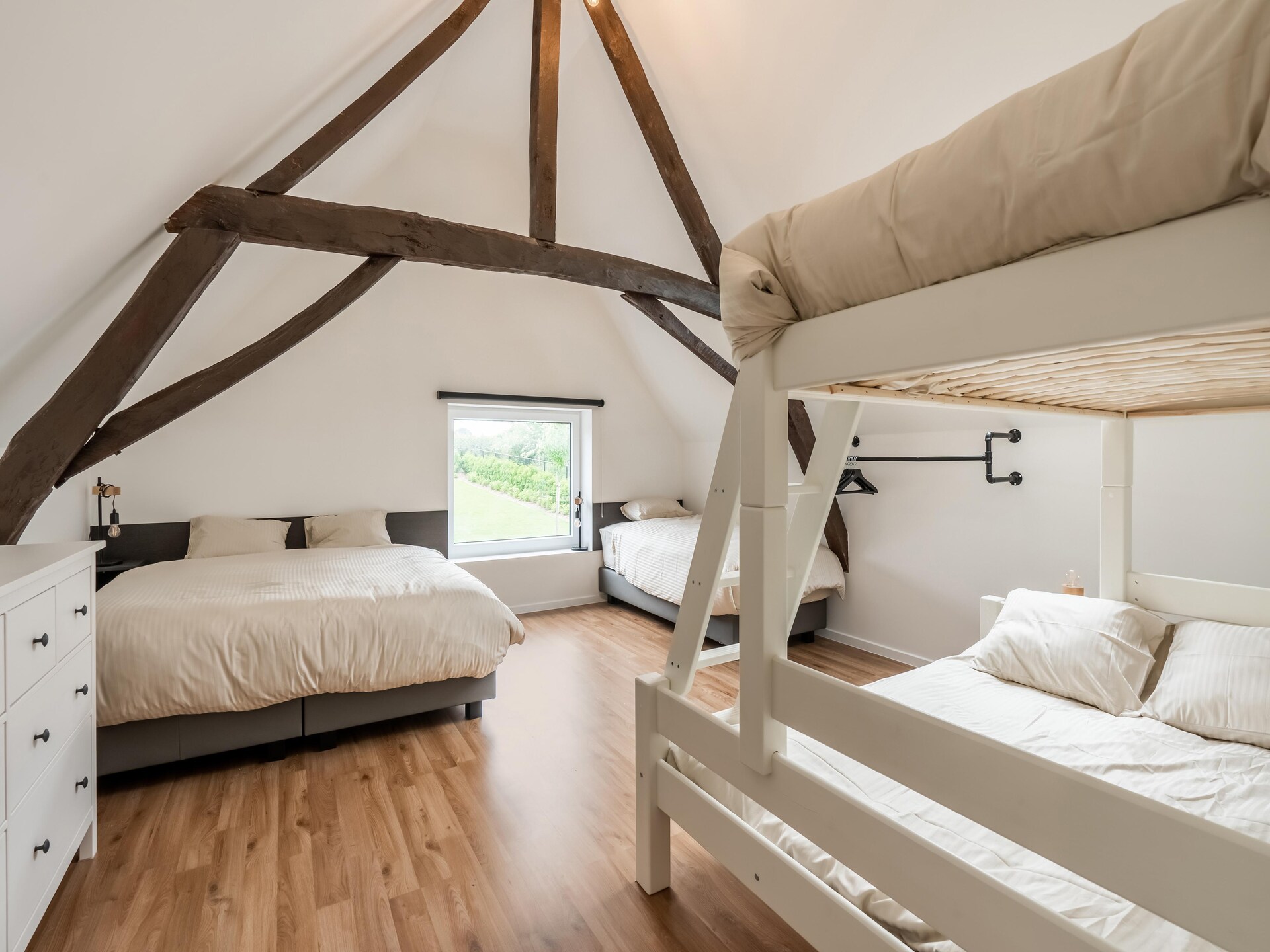 Ruim vakantiehuis voor 10 personen in de bossen van Mont de l'Enclus - foto 22