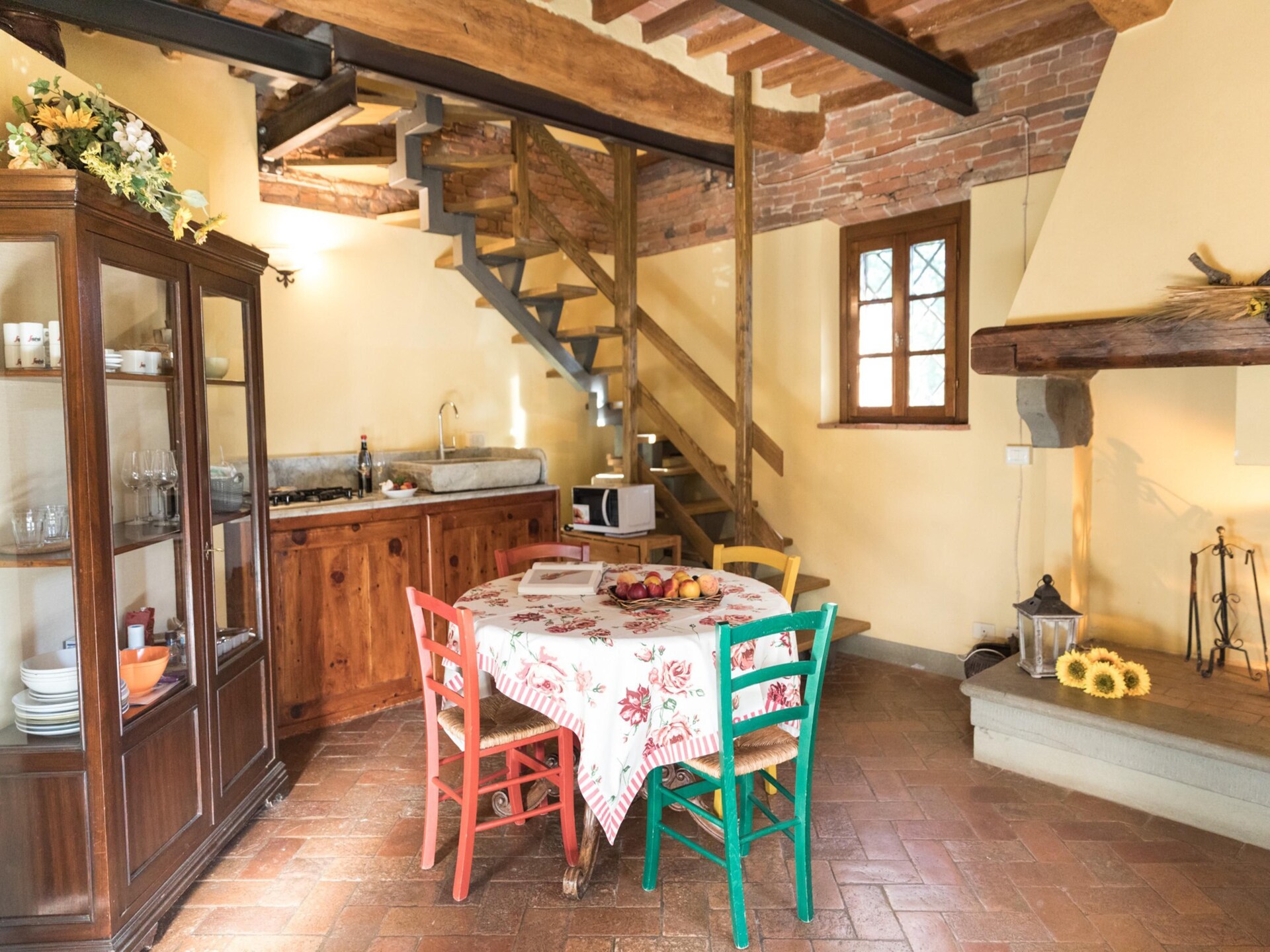 Authentiek Toscaans vakantiehuis met zwembad bij middeleeuws Montecastello - foto 18