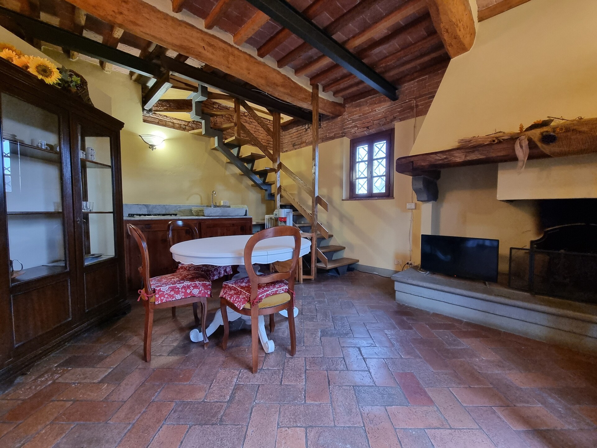 Authentiek Toscaans vakantiehuis met zwembad bij middeleeuws Montecastello - foto 21