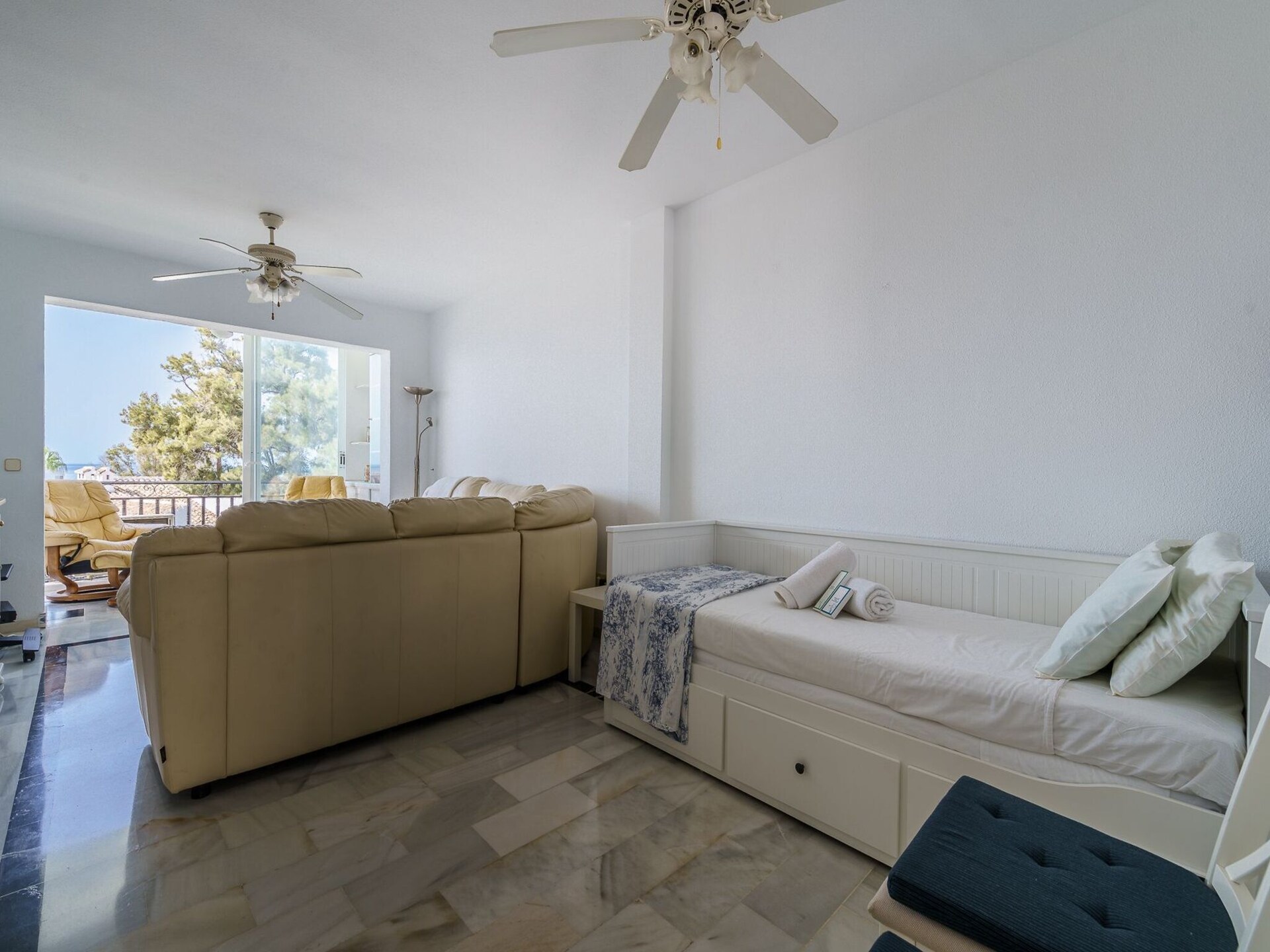Stijlvol appartement aan de golfbaan in Mijas-Costa, 400m van het strand - foto 9