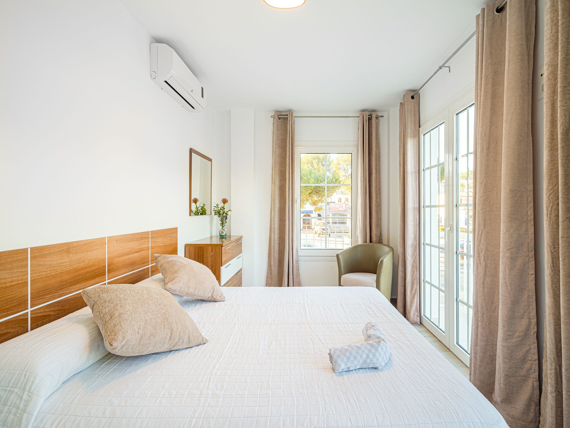 Gelijkvloers appartement aan de golfbaan in Moraira, 100m van het strand - foto 10
