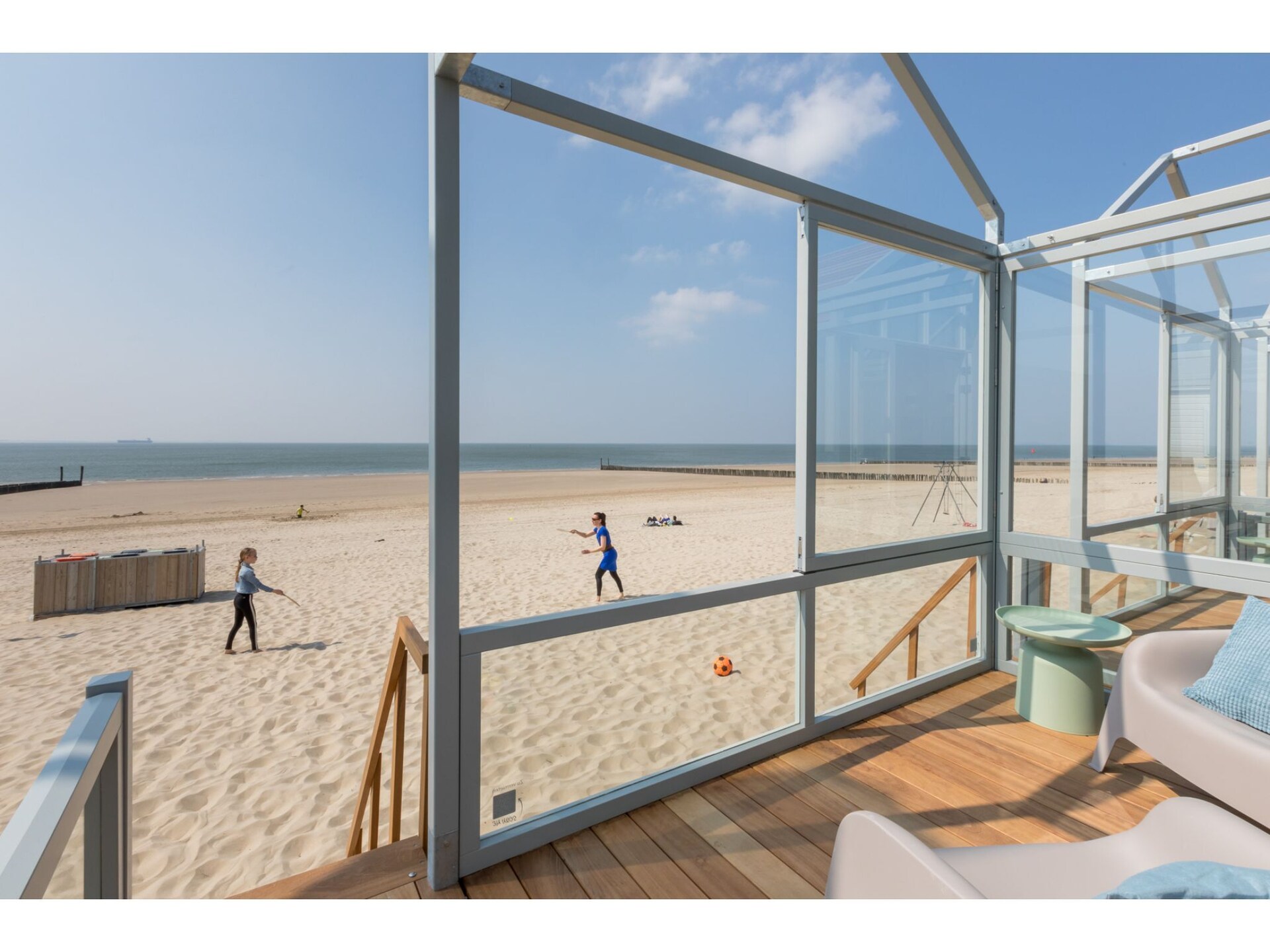 Slaapstrandhuisje Dishoek 68: Uniek overnachten op het Zeeuwse strand - foto 11