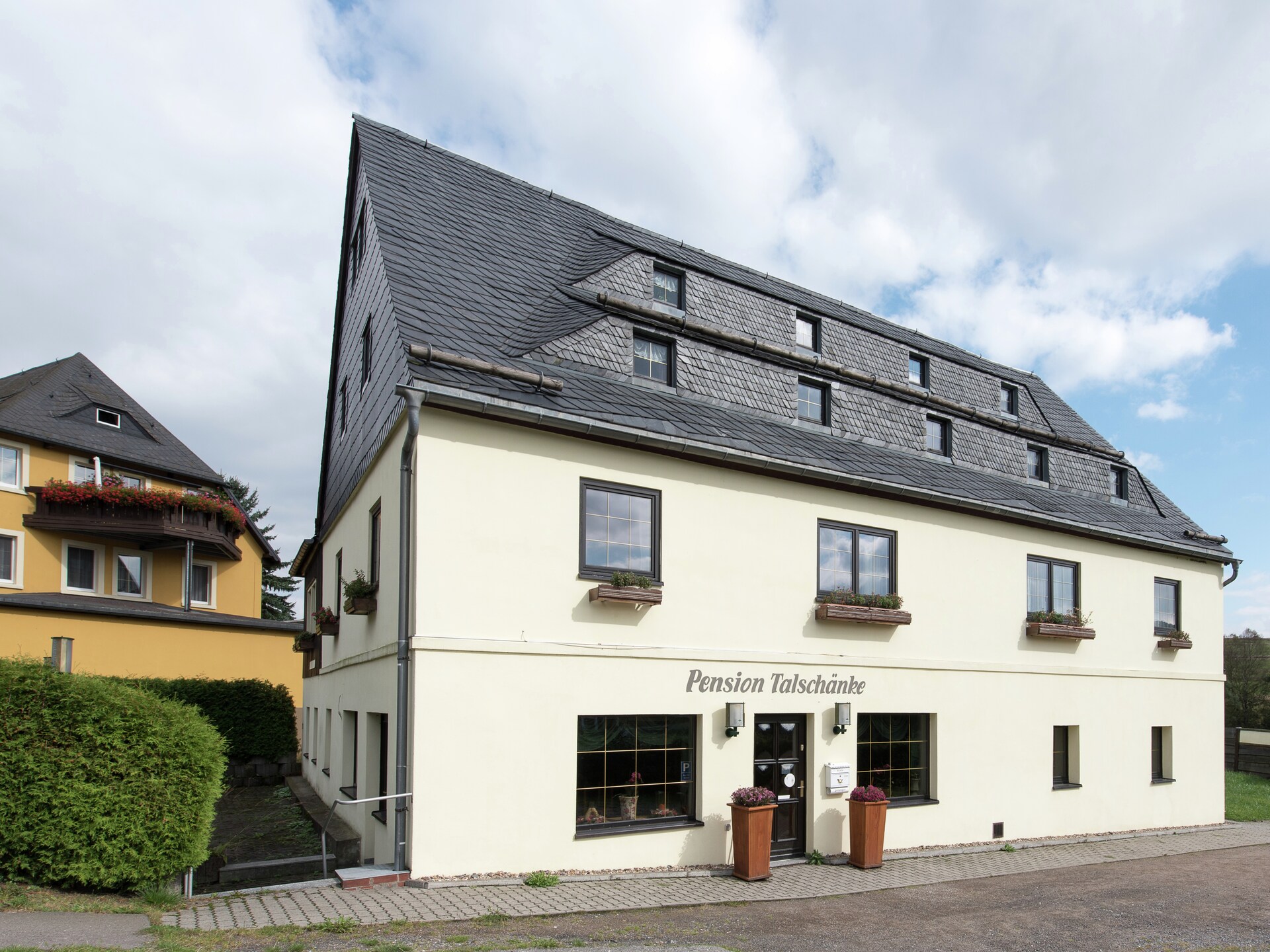 Groots vakantiehuis in het Ertsgebergte voor 32 personen met eigen bar - foto 6