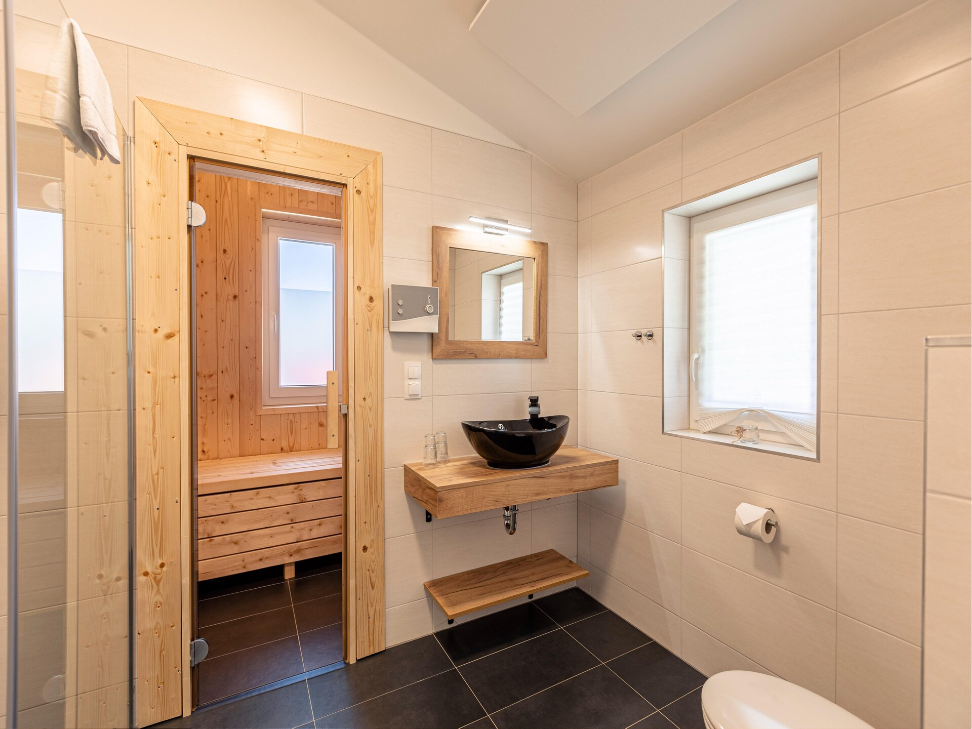 Modern chalet met privé-jacuzzi en sauna aan de golfbaan in St. Englmar - foto 24