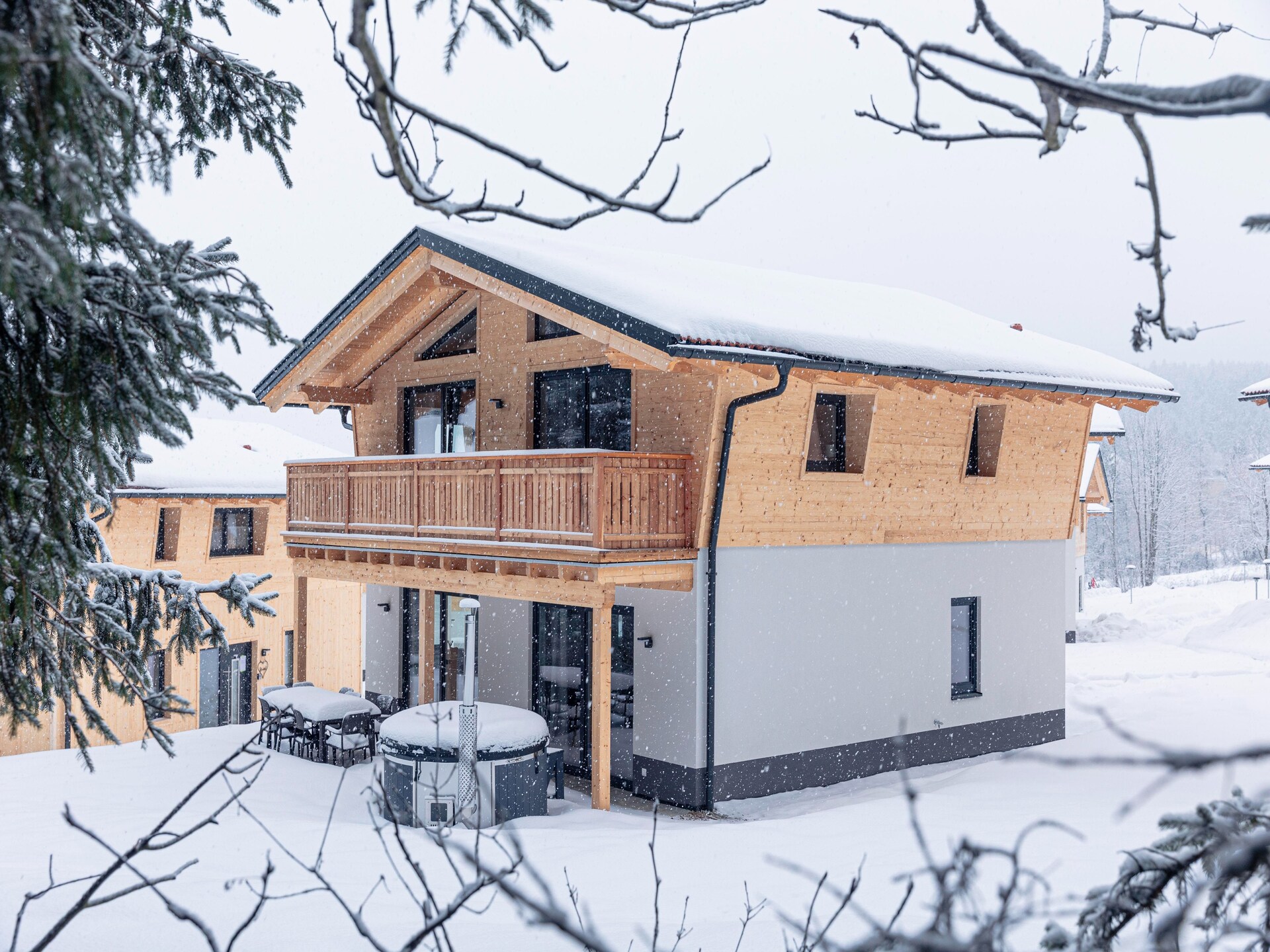 Ruim chalet voor 8 met privésauna en jacuzzi aan de golfbaan in St. Englmar - foto 8
