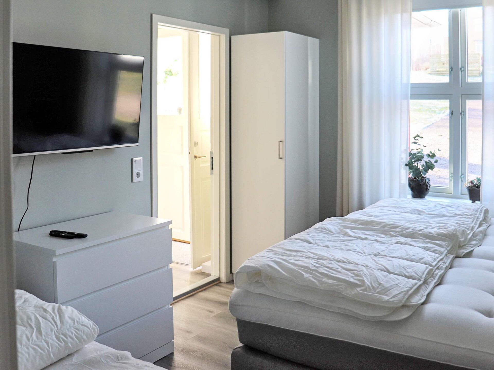 In het centrum van Unnaryd: ruim vakantiehuis aan het meer voor 14 personen - foto 18