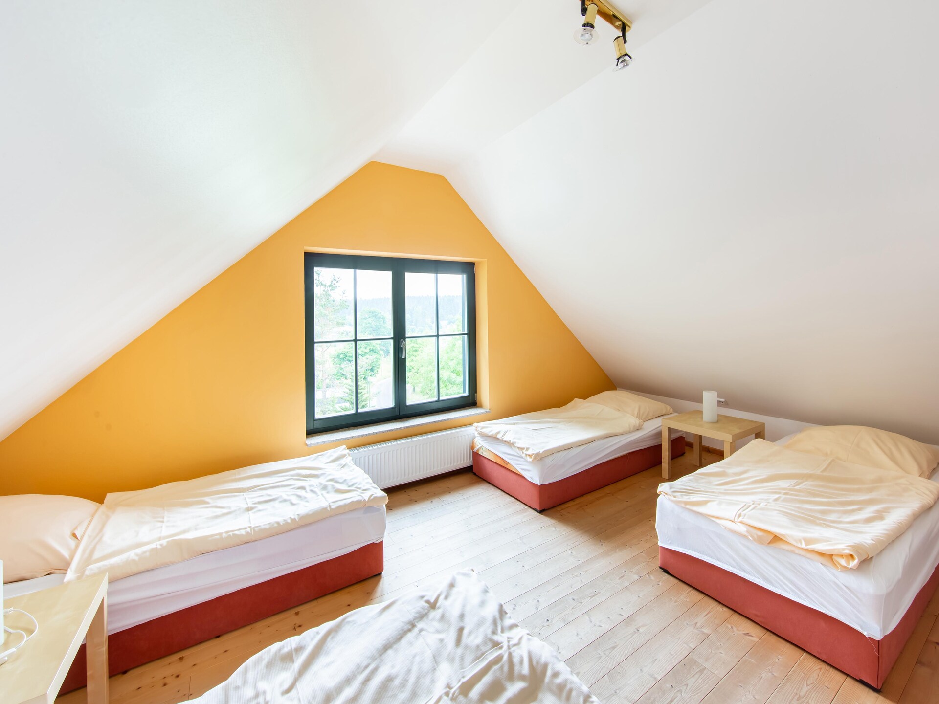 Ruim groepsverblijf voor 10 personen aan de Rennsteig in het Thüringer Woud - foto 31