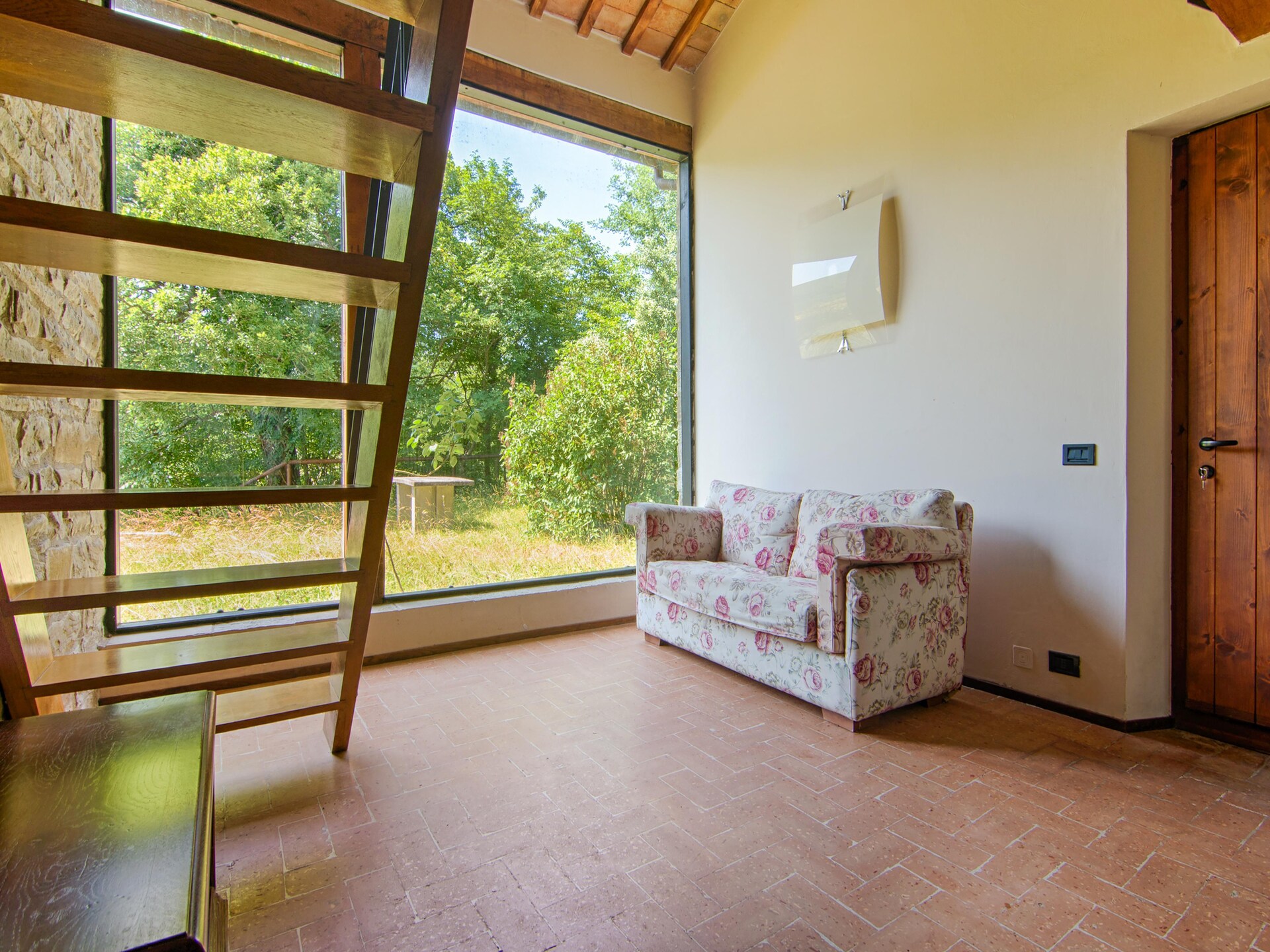 Villa Isabella: Stenen rust aan de rivier bij Borgo Pace - foto 9